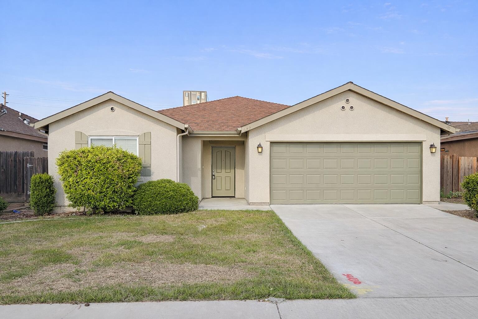 622 S Milo St, Porterville, CA 93257