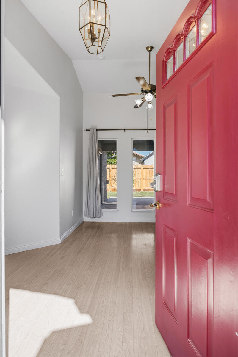 1752 Modoc Ave, Tulare, CA 93274