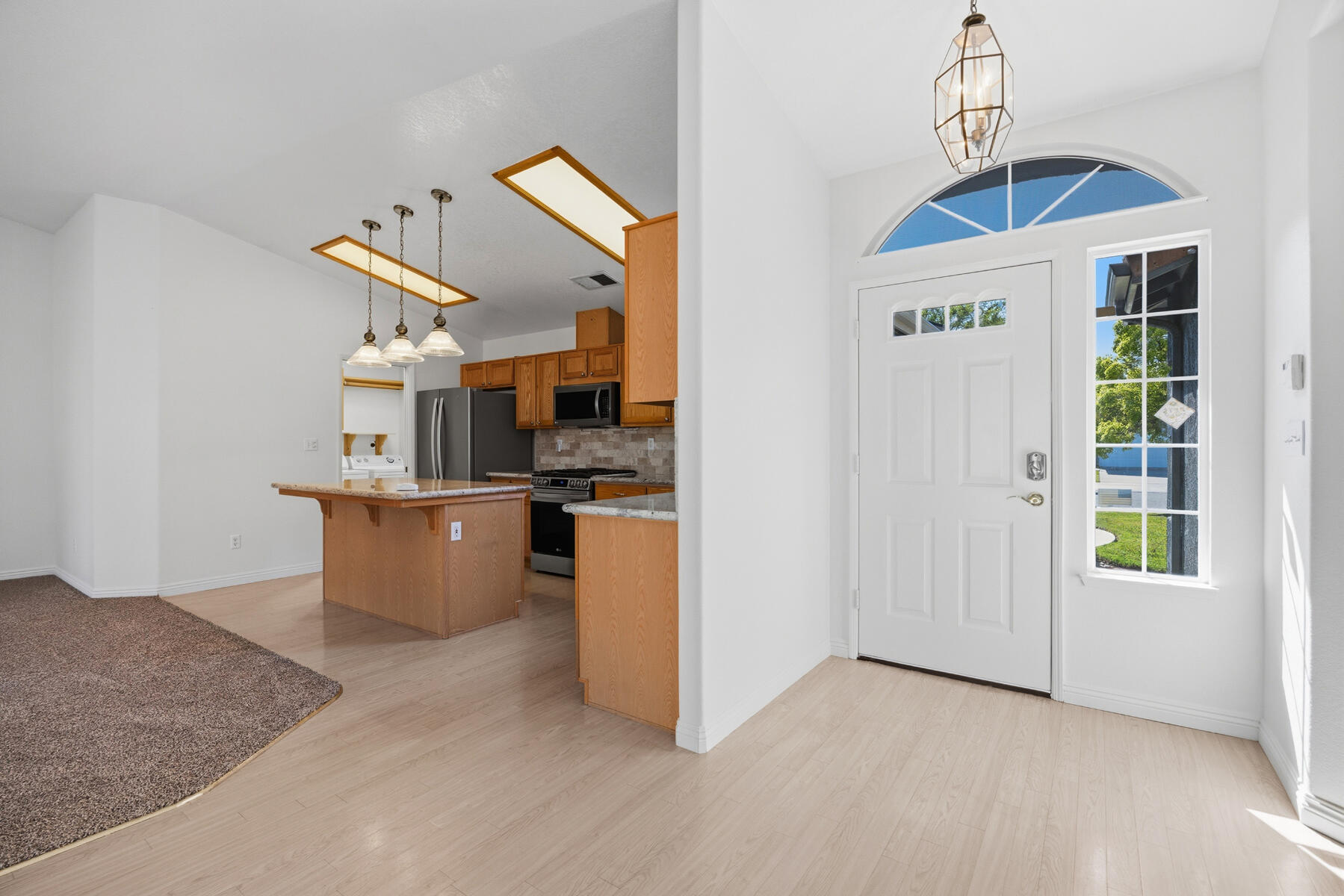 1752 Modoc Ave, Tulare, CA 93274