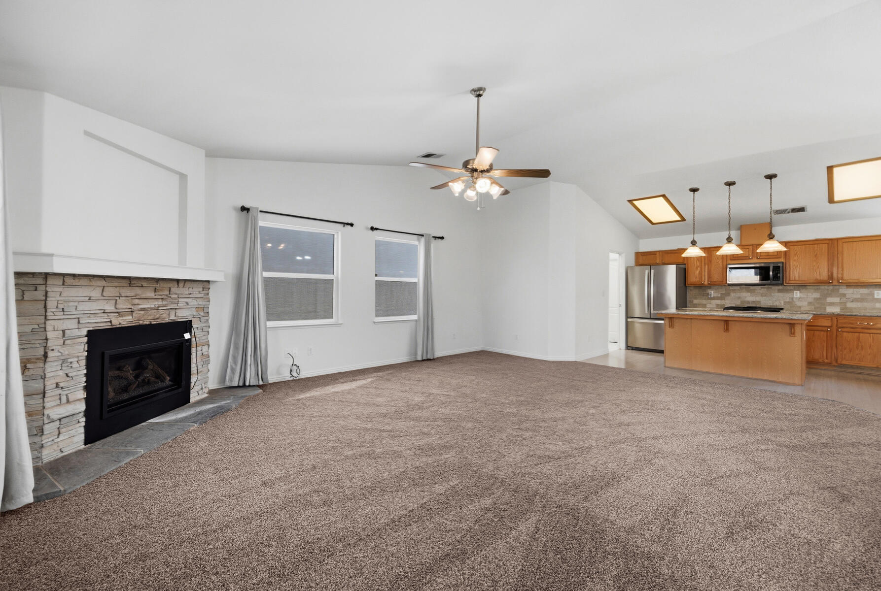 1752 Modoc Ave, Tulare, CA 93274