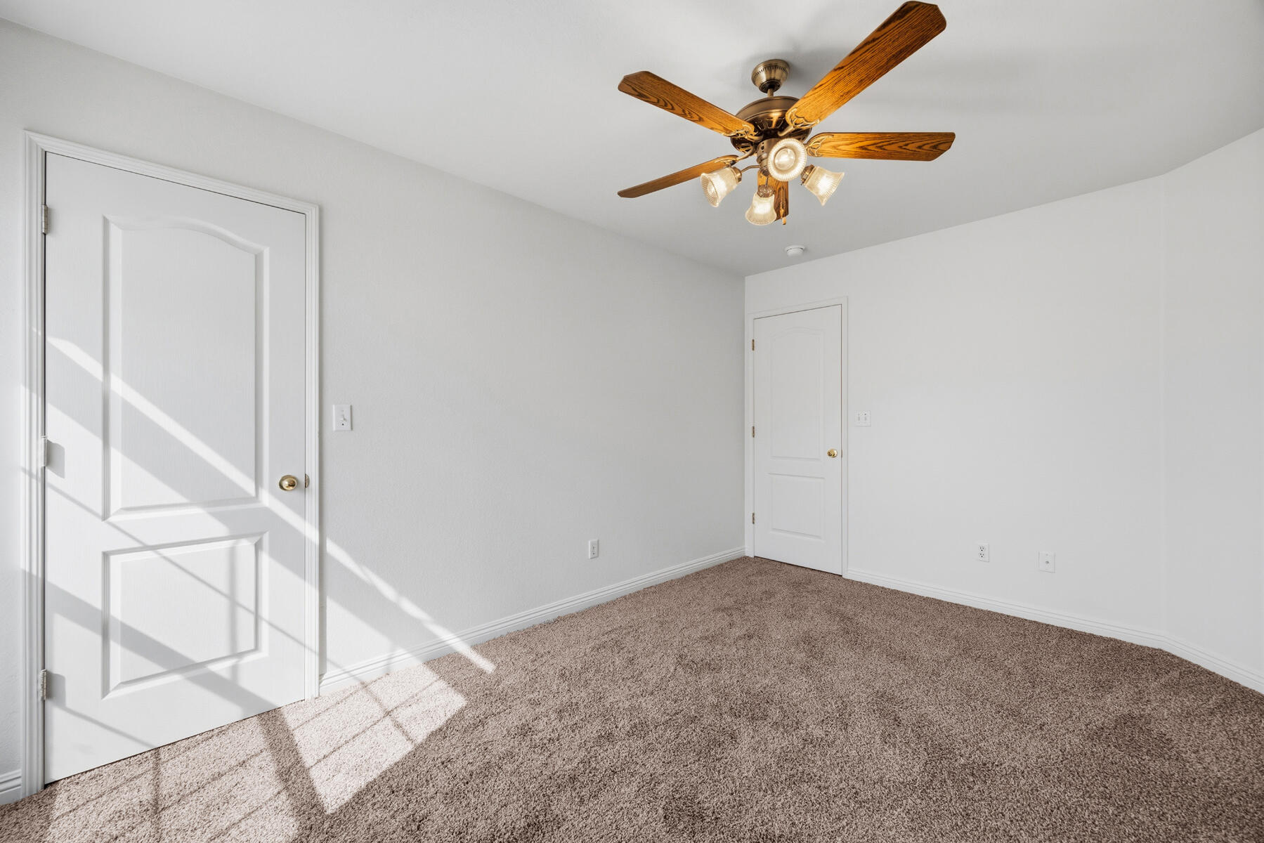 1752 Modoc Ave, Tulare, CA 93274