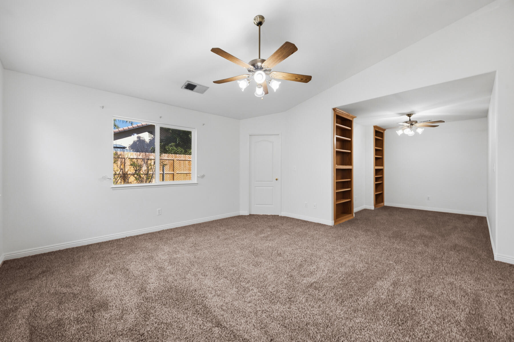 1752 Modoc Ave, Tulare, CA 93274