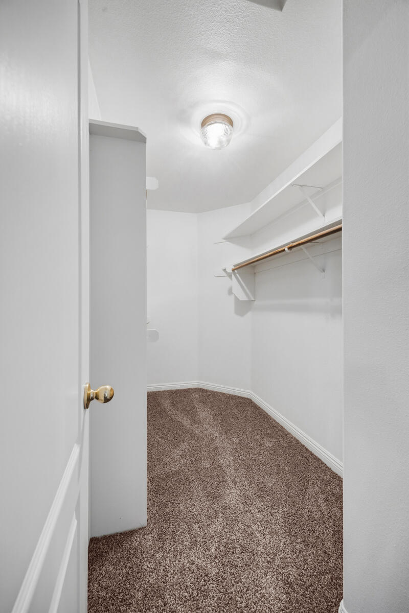 1752 Modoc Ave, Tulare, CA 93274