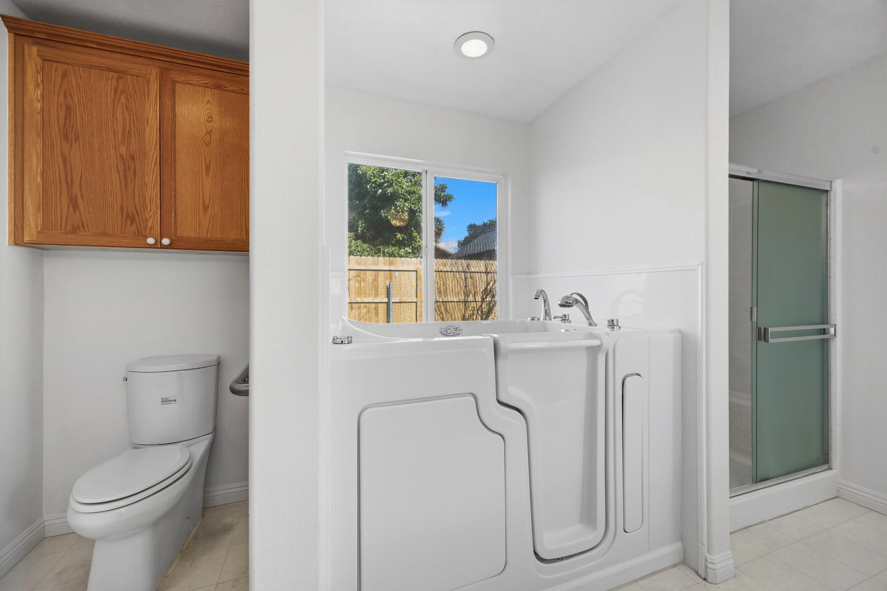 1752 Modoc Ave, Tulare, CA 93274