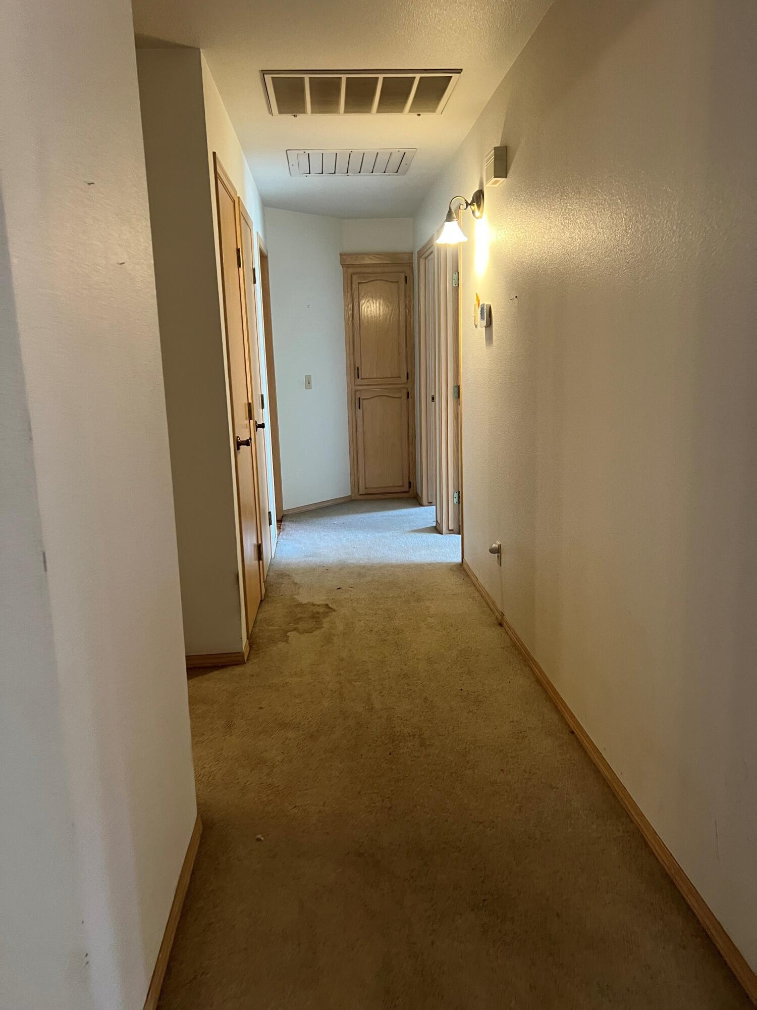 290 E Garfield Ave, Tulare, CA 93274