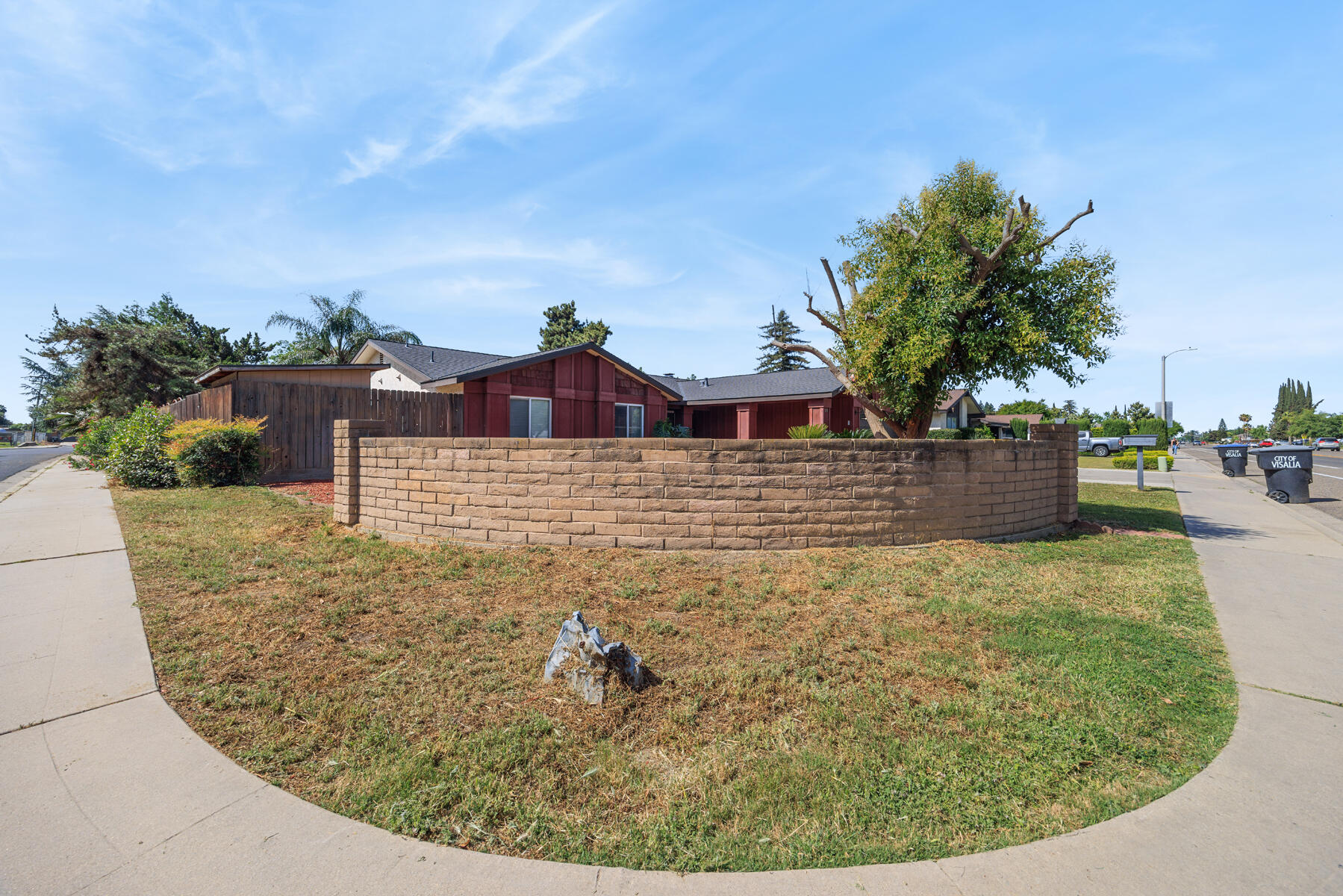 3113 W Whitendale Ave, Visalia, CA 93277