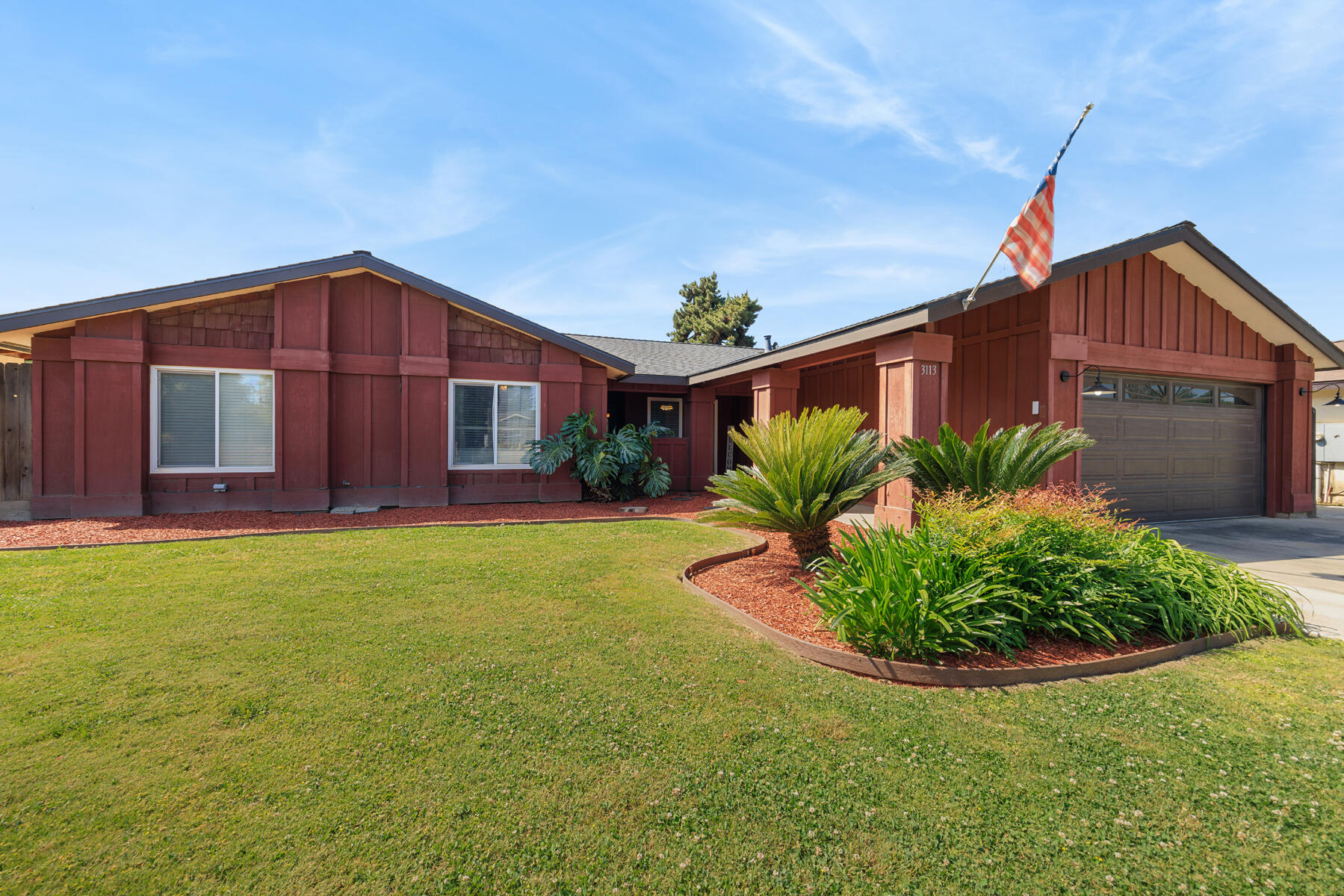 3113 W Whitendale Ave, Visalia, CA 93277