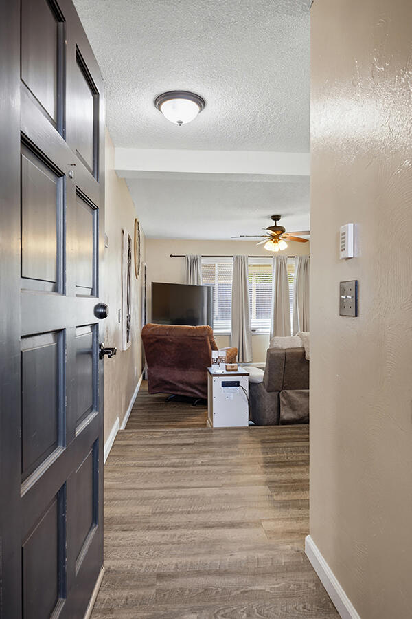 3113 W Whitendale Ave, Visalia, CA 93277