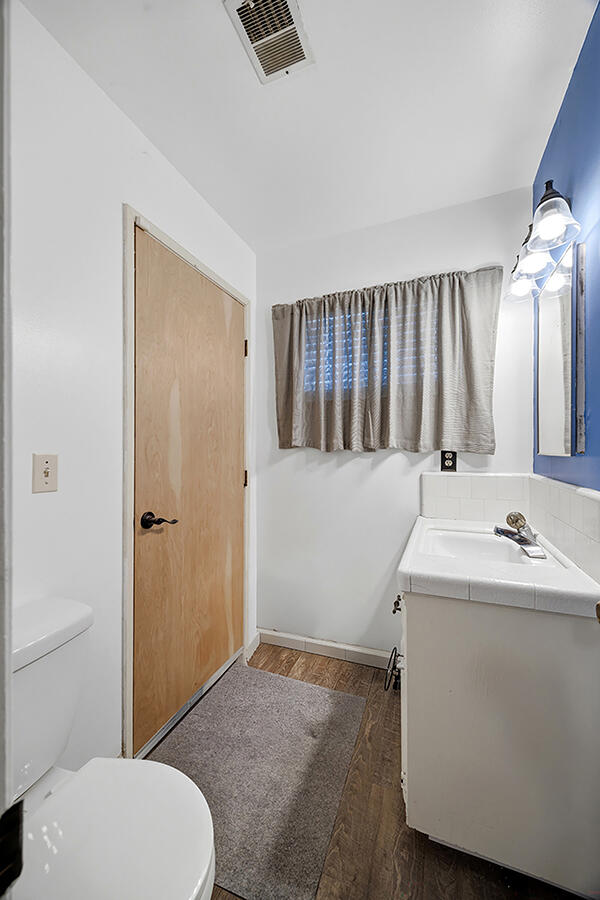 3113 W Whitendale Ave, Visalia, CA 93277