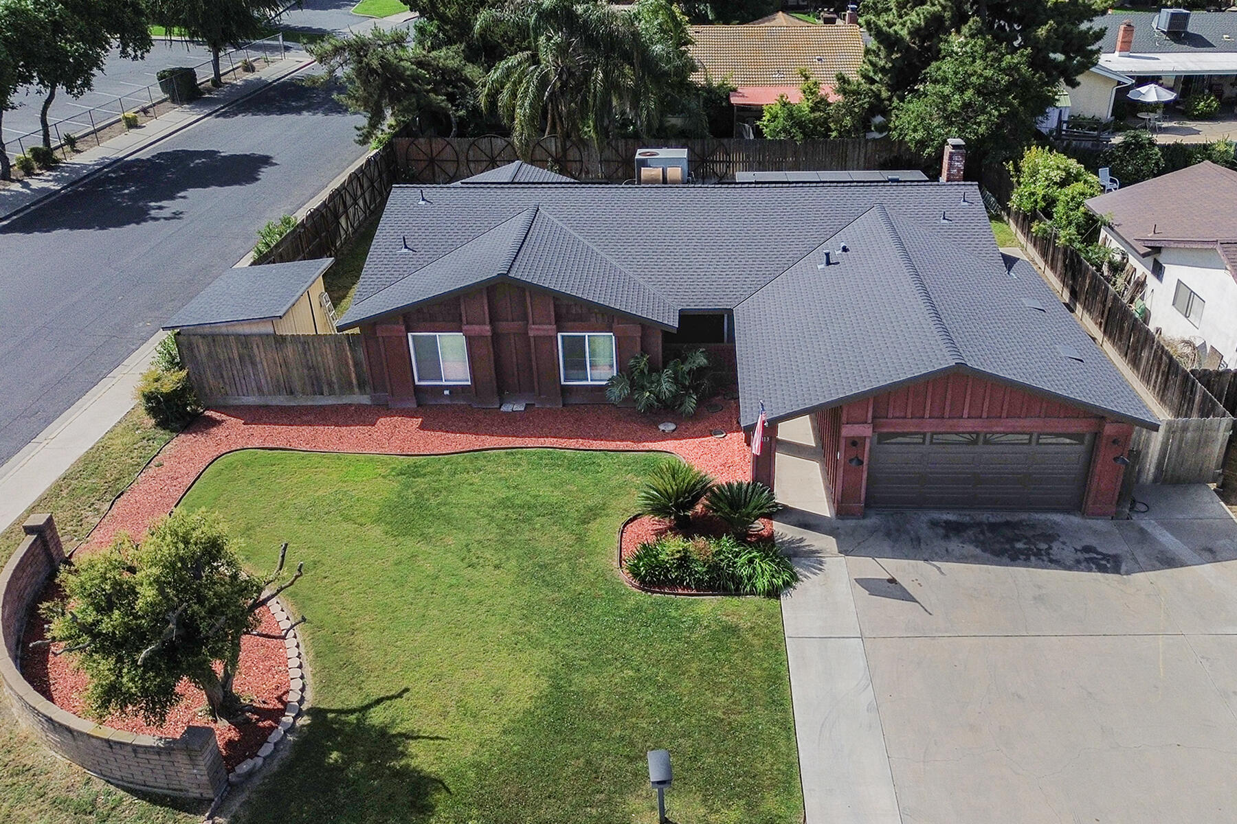 3113 W Whitendale Ave, Visalia, CA 93277