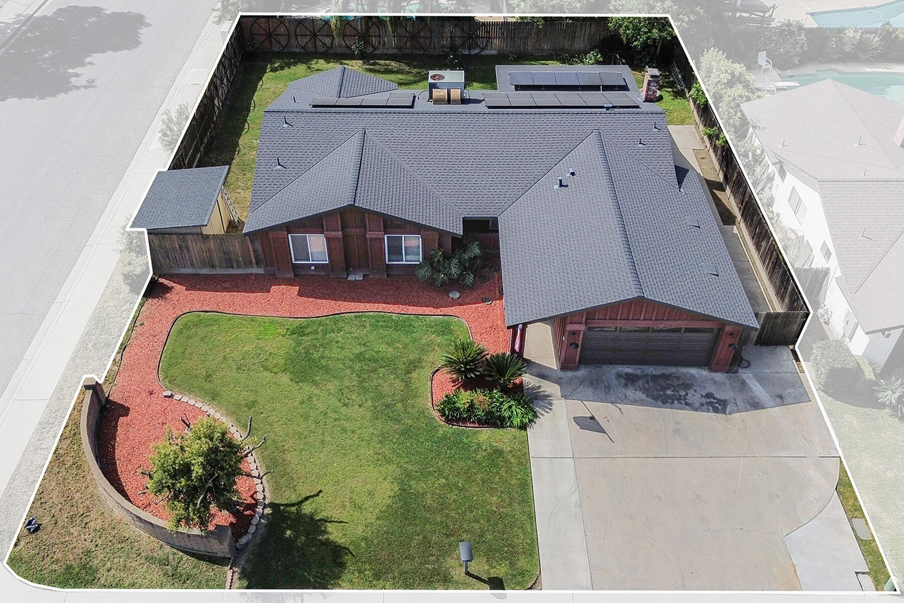 3113 W Whitendale Ave, Visalia, CA 93277