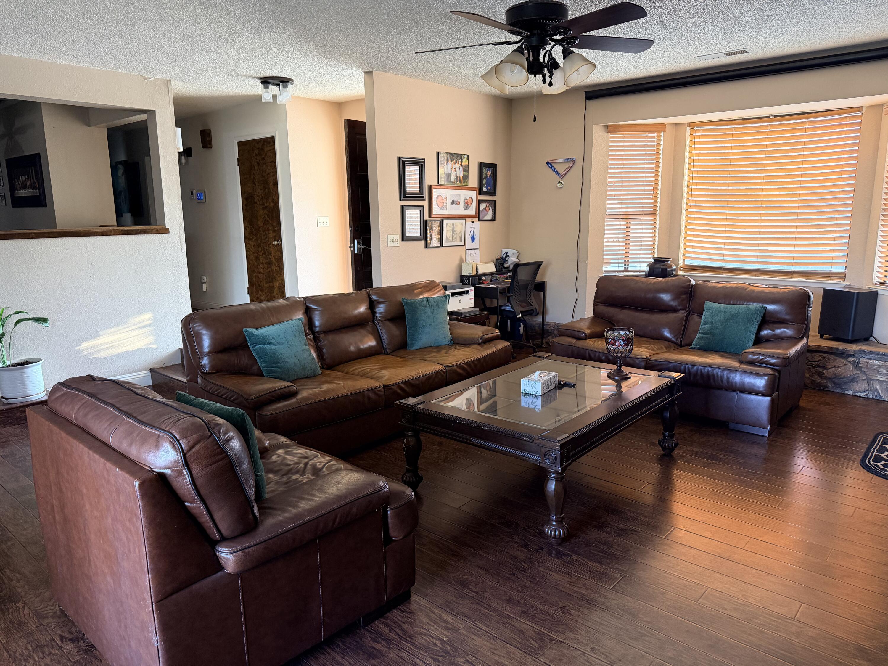 31369 Success Valley Dr, Porterville, CA 93257