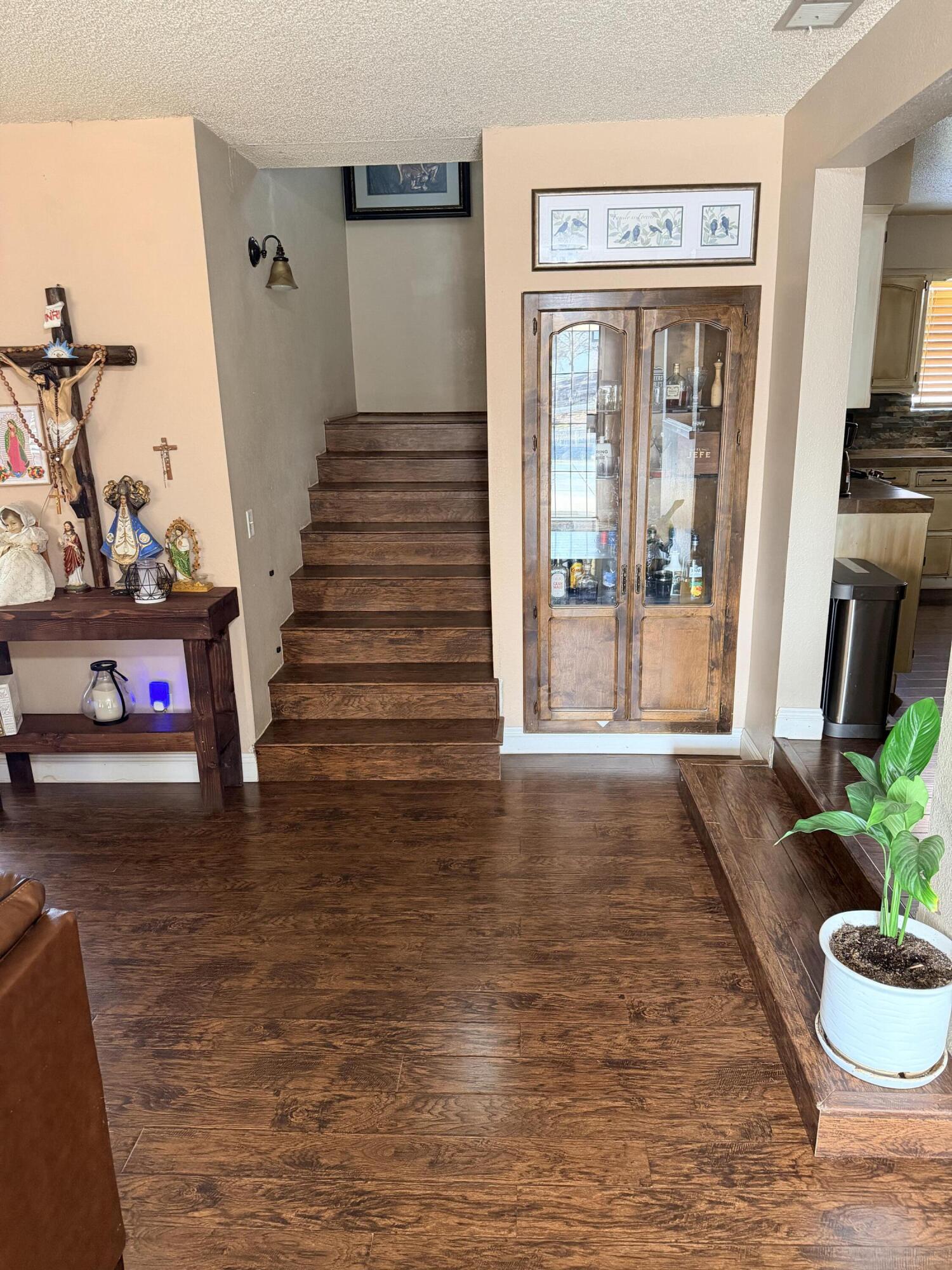 31369 Success Valley Dr, Porterville, CA 93257