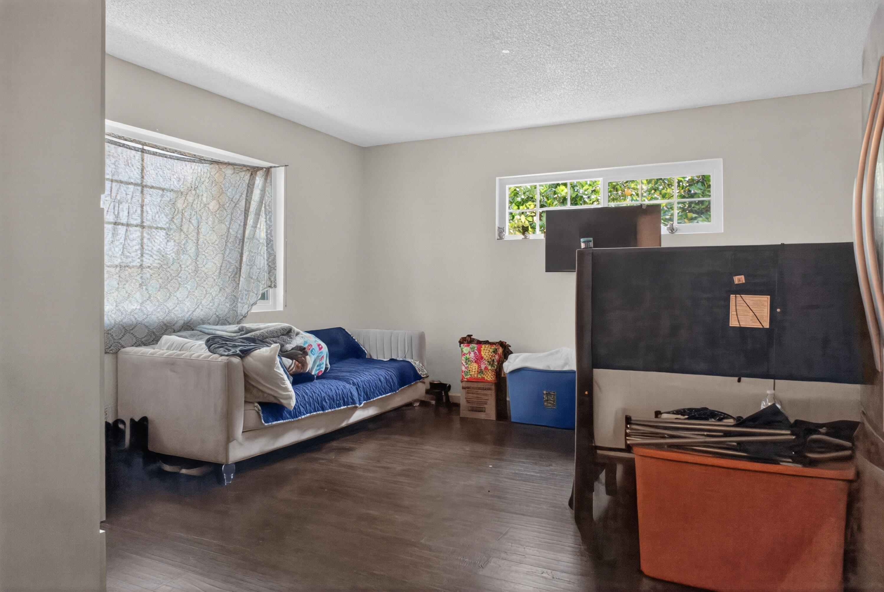 1201 13th St, Wasco, CA 93280