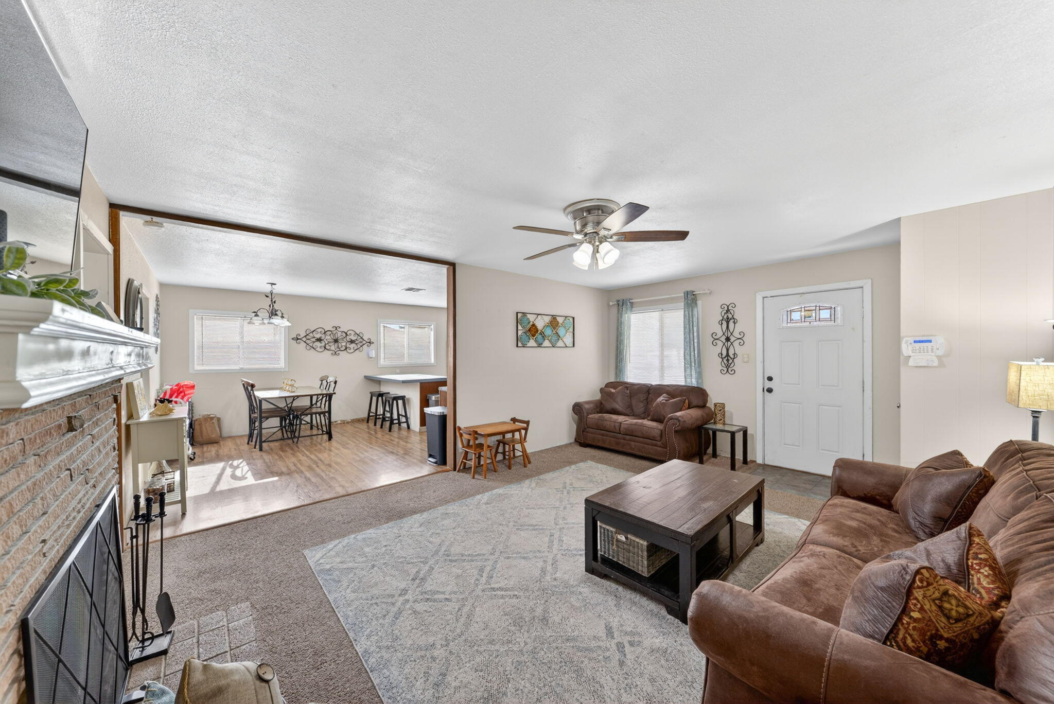 470 W Kanai Ave, Porterville, CA 93257