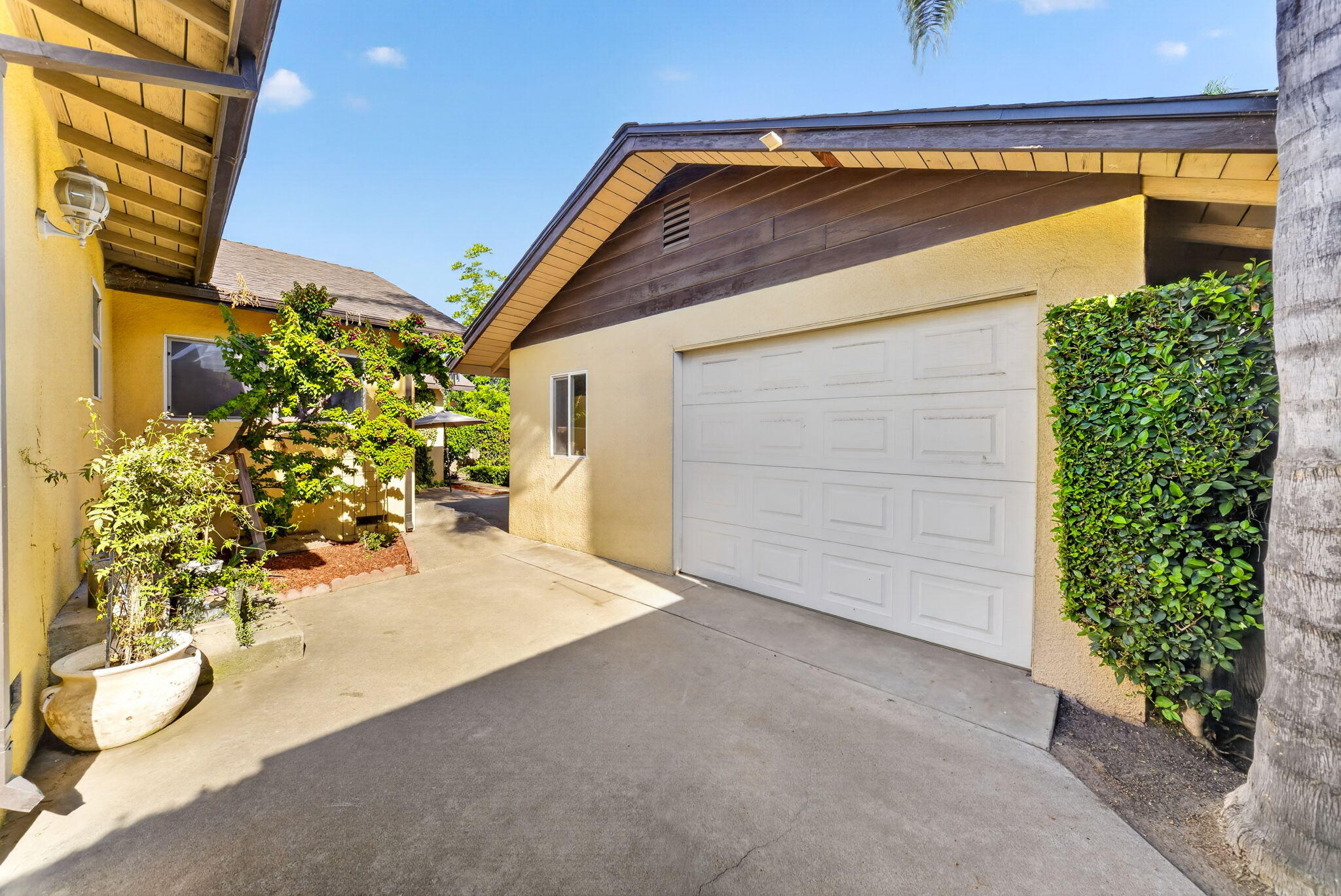 470 W Kanai Ave, Porterville, CA 93257