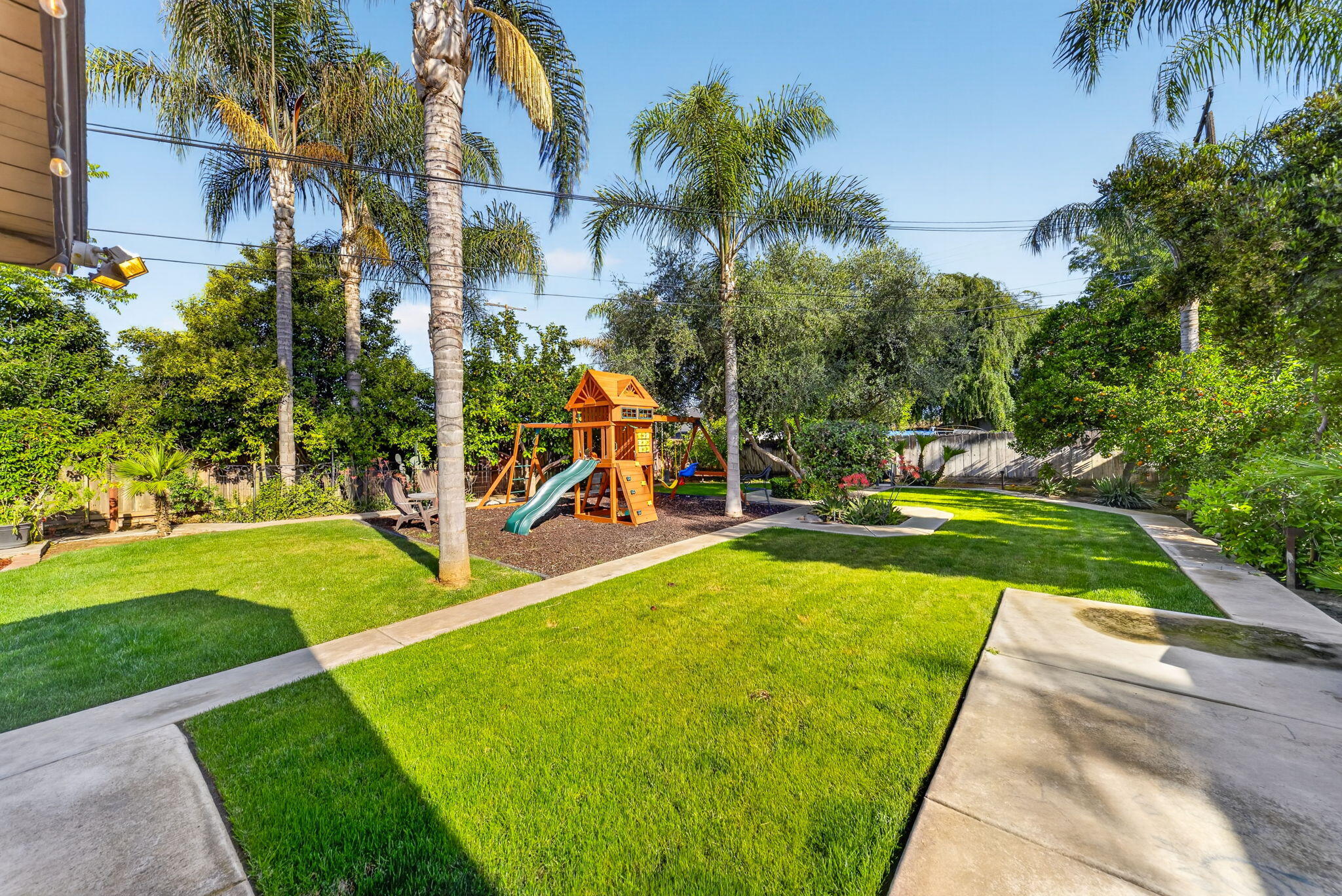 470 W Kanai Ave, Porterville, CA 93257