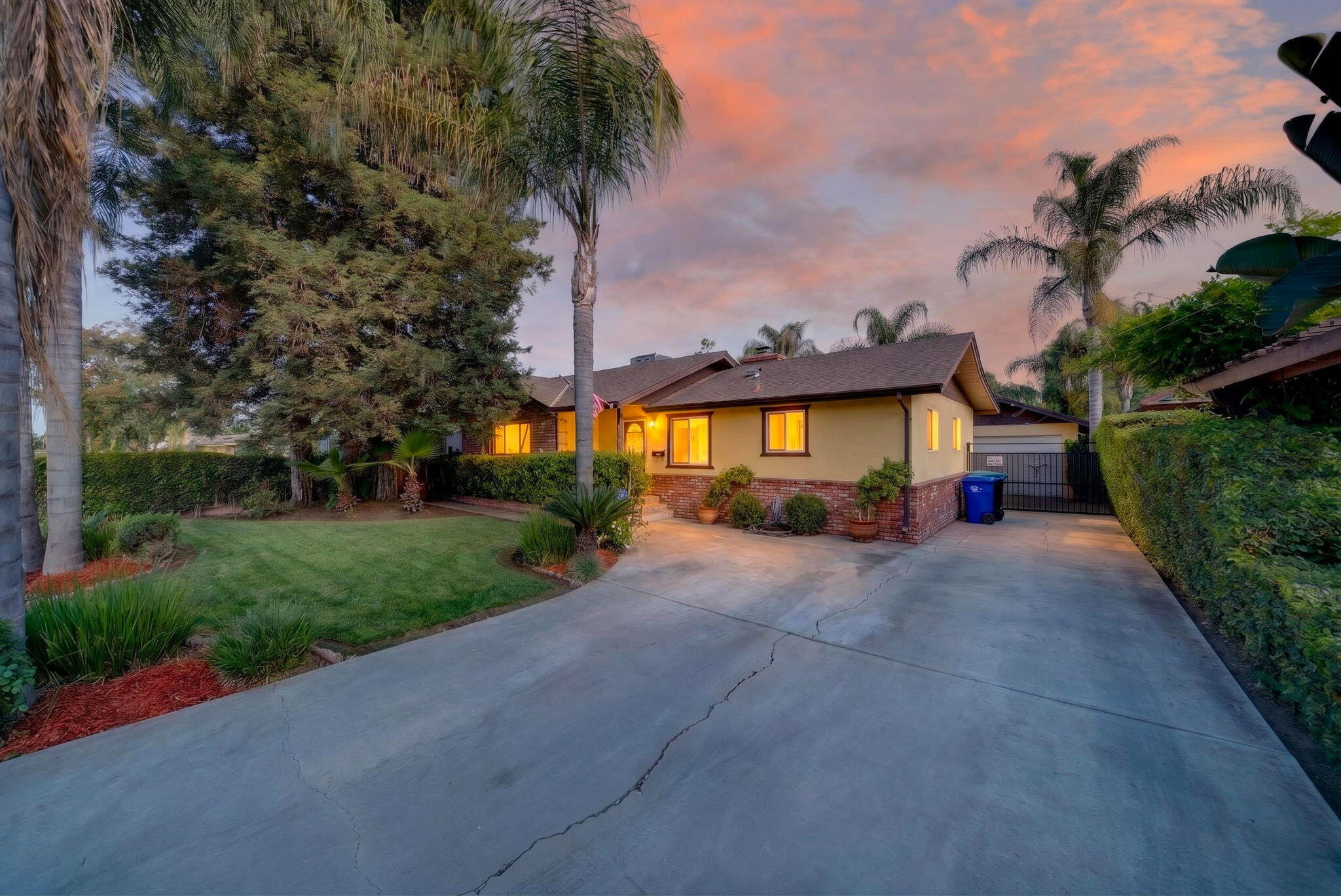 470 W Kanai Ave, Porterville, CA 93257