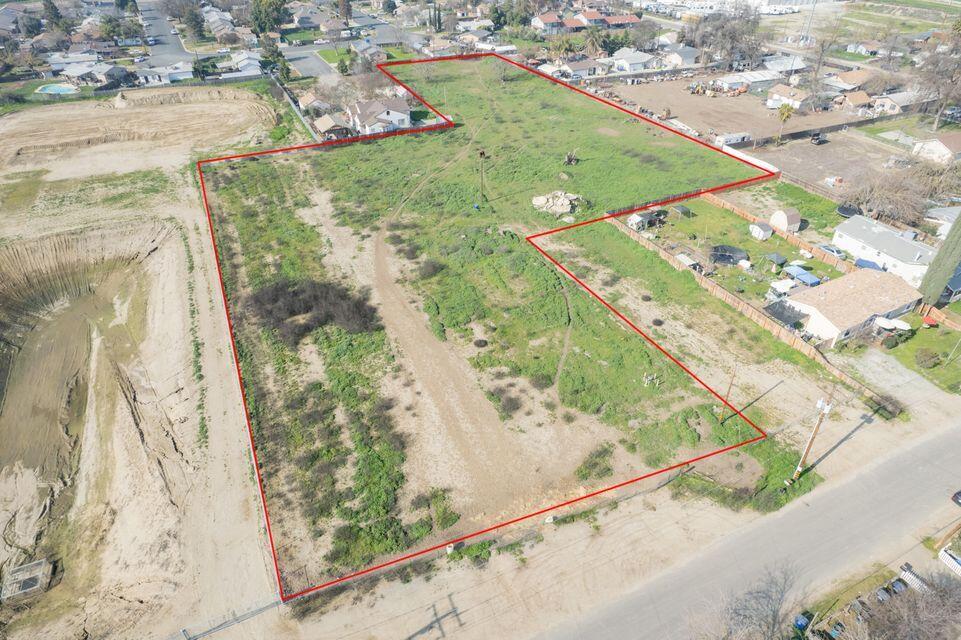 000 S Burke St, Visalia, CA 93292