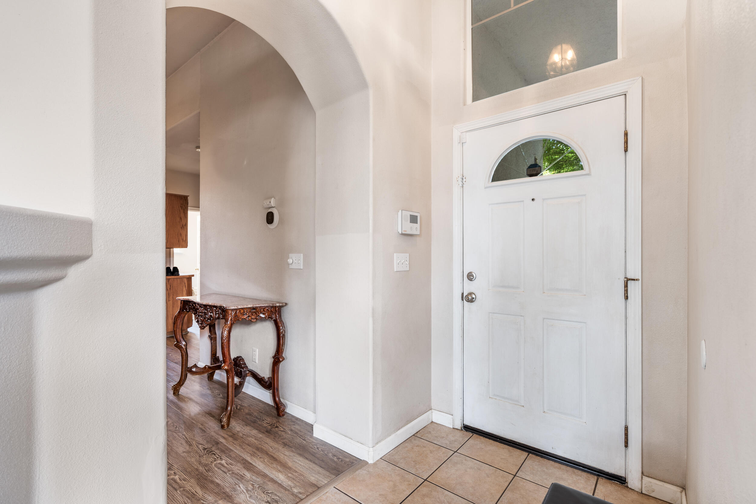 1607 N Sol Ct, Visalia, CA 93292