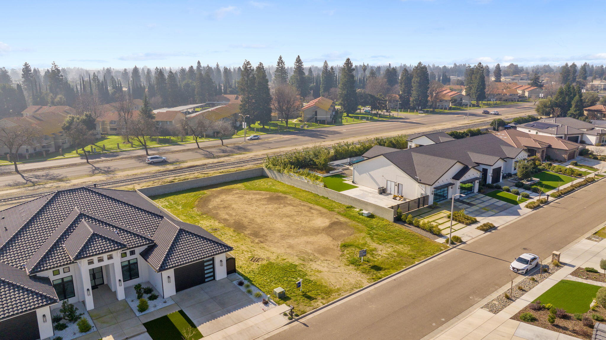 4625 W Cecil Ave, Visalia, CA 93291