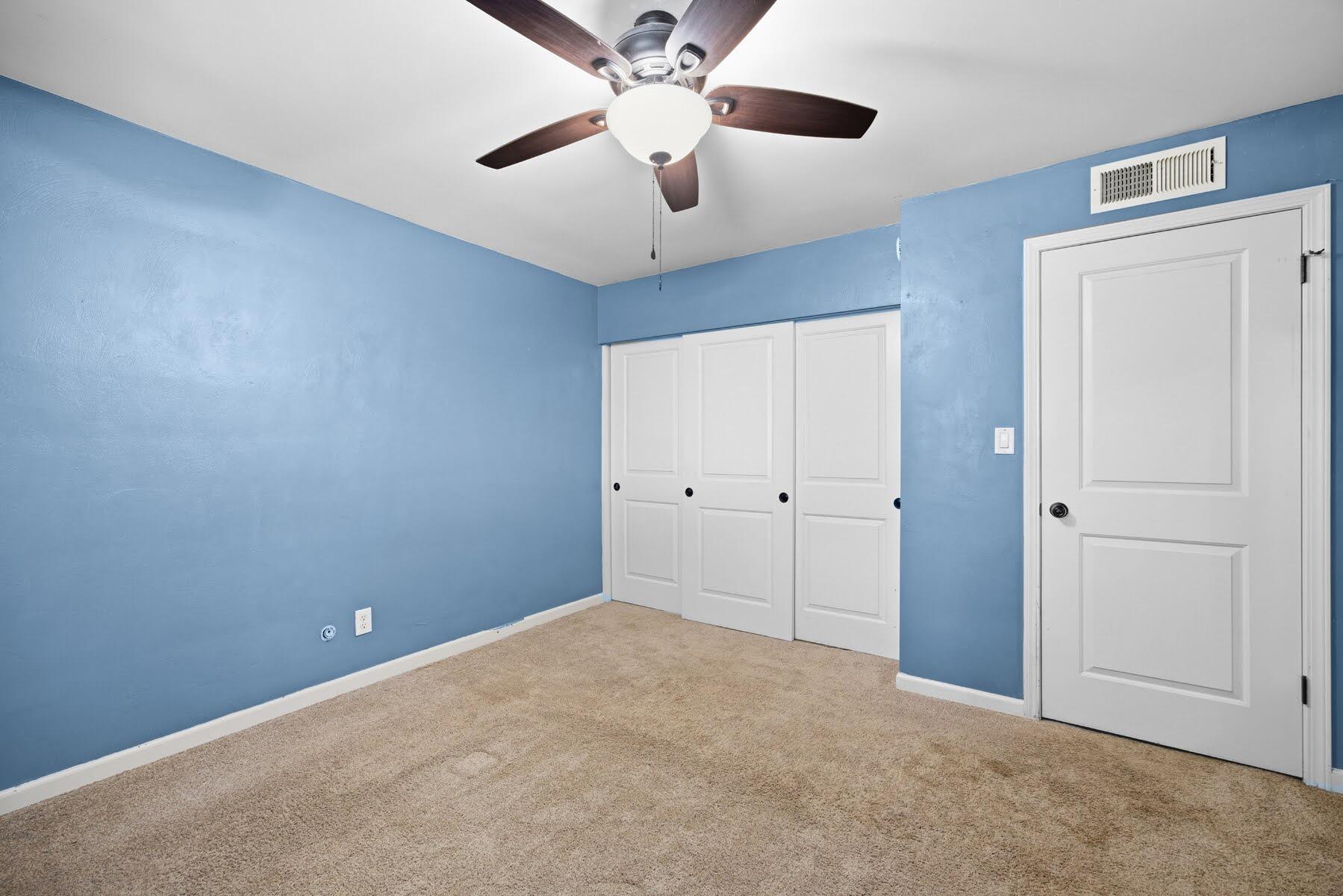 587 N West, Tulare, CA 93274