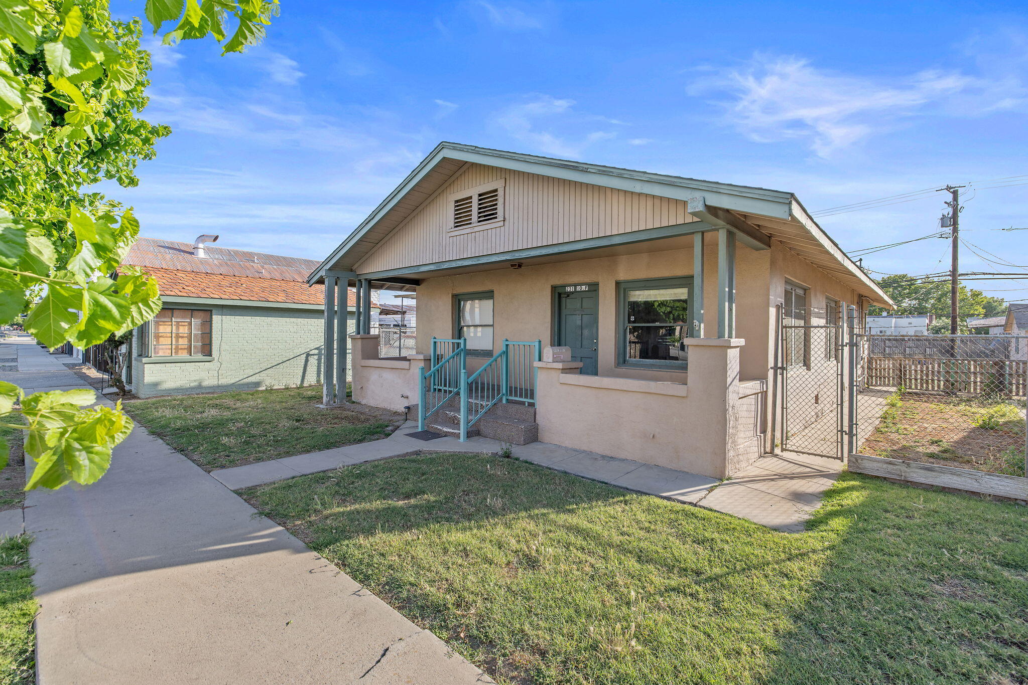 231 S F St, Exeter, CA 93221
