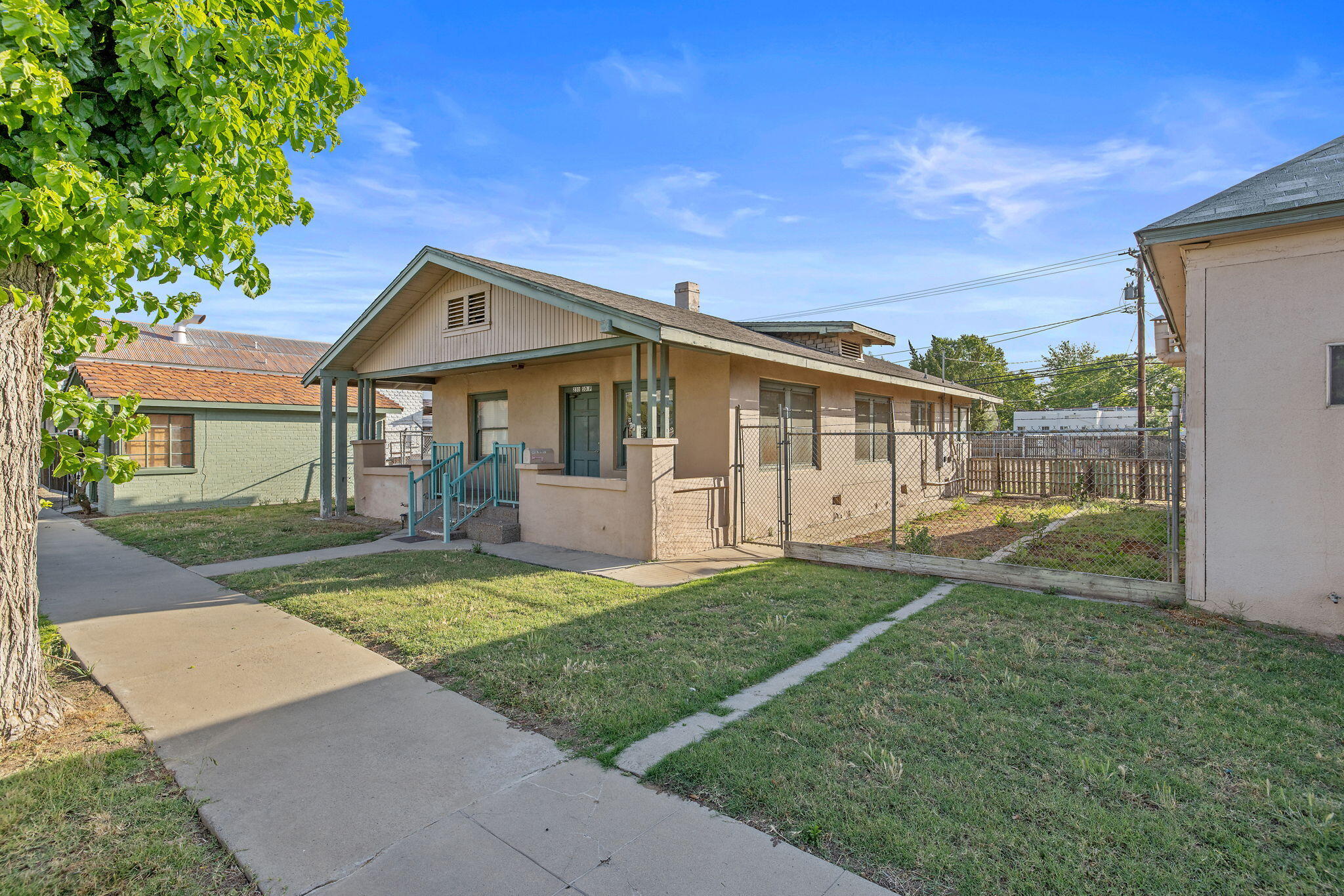 231 S F St, Exeter, CA 93221