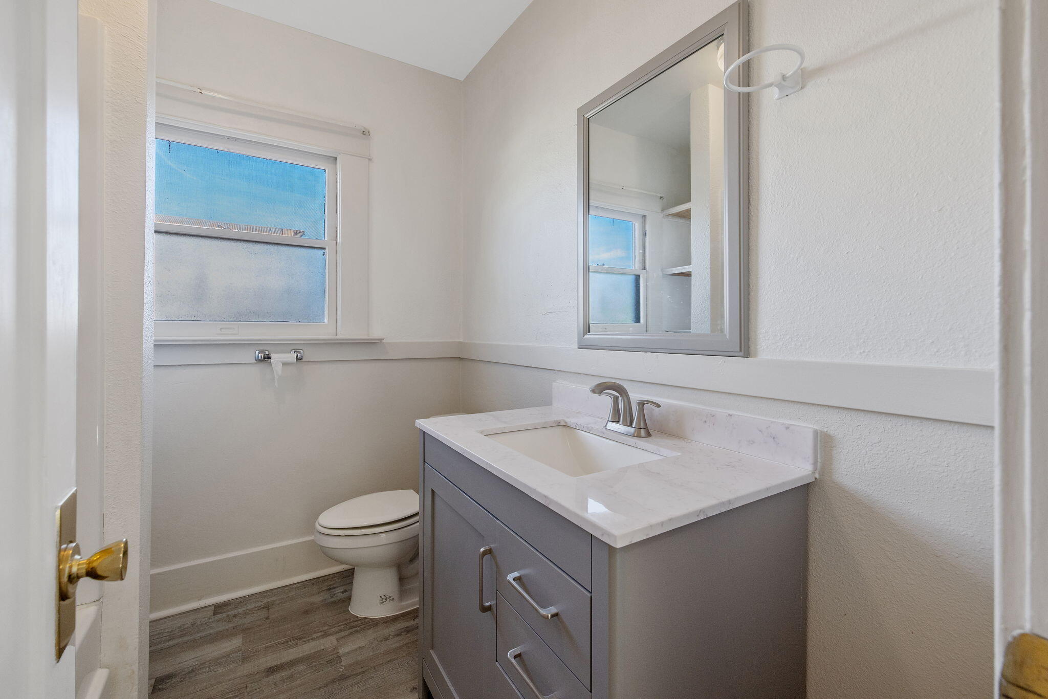 231 S F St, Exeter, CA 93221