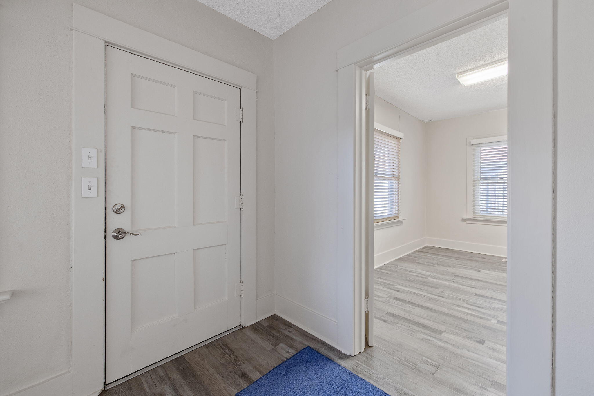 231 S F St, Exeter, CA 93221