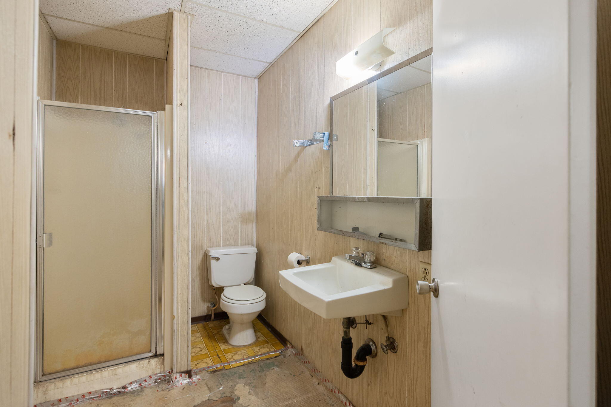 241 S F St, Exeter, CA 93221