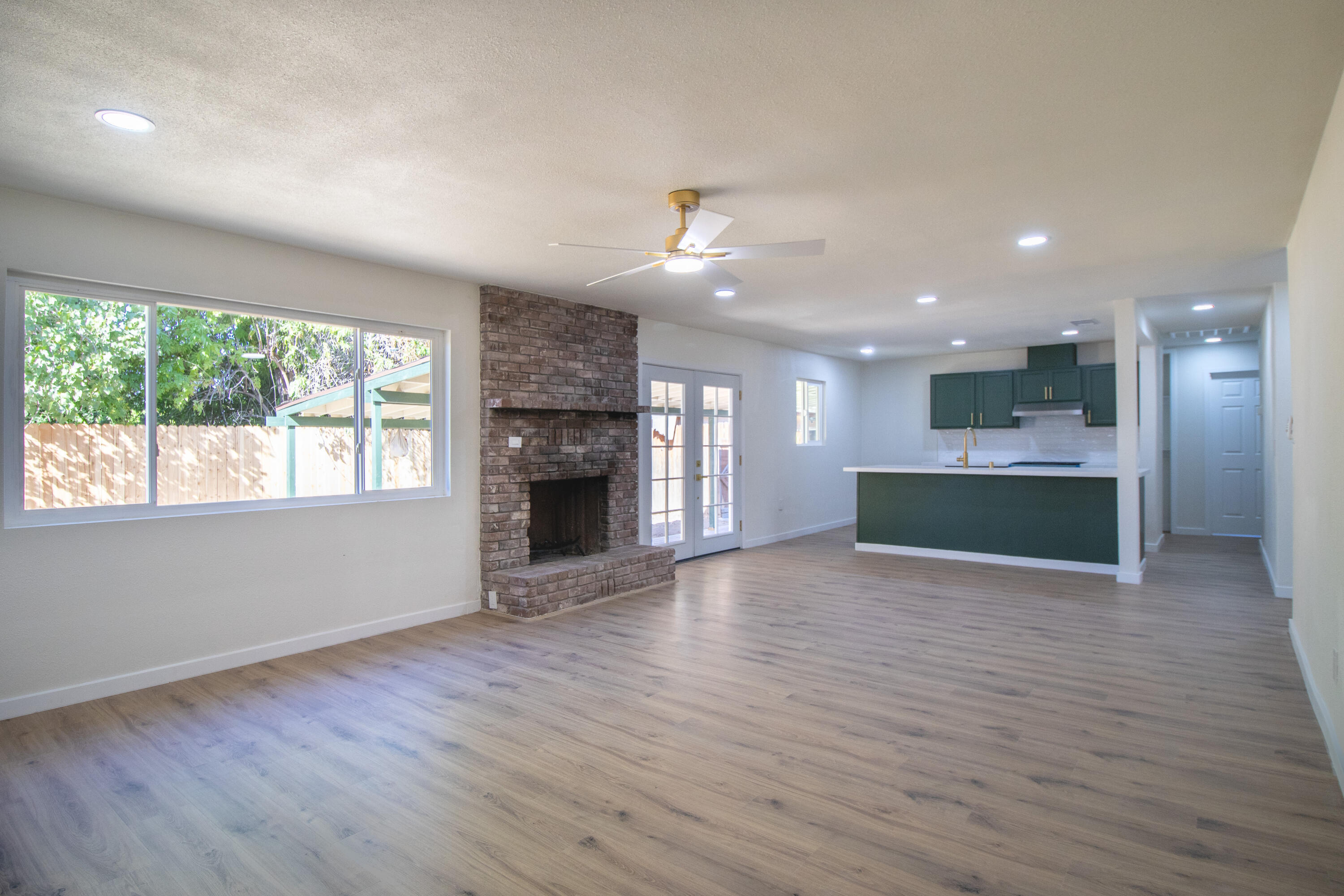 572 N NW Verdugo Dr, Porterville, CA 93257