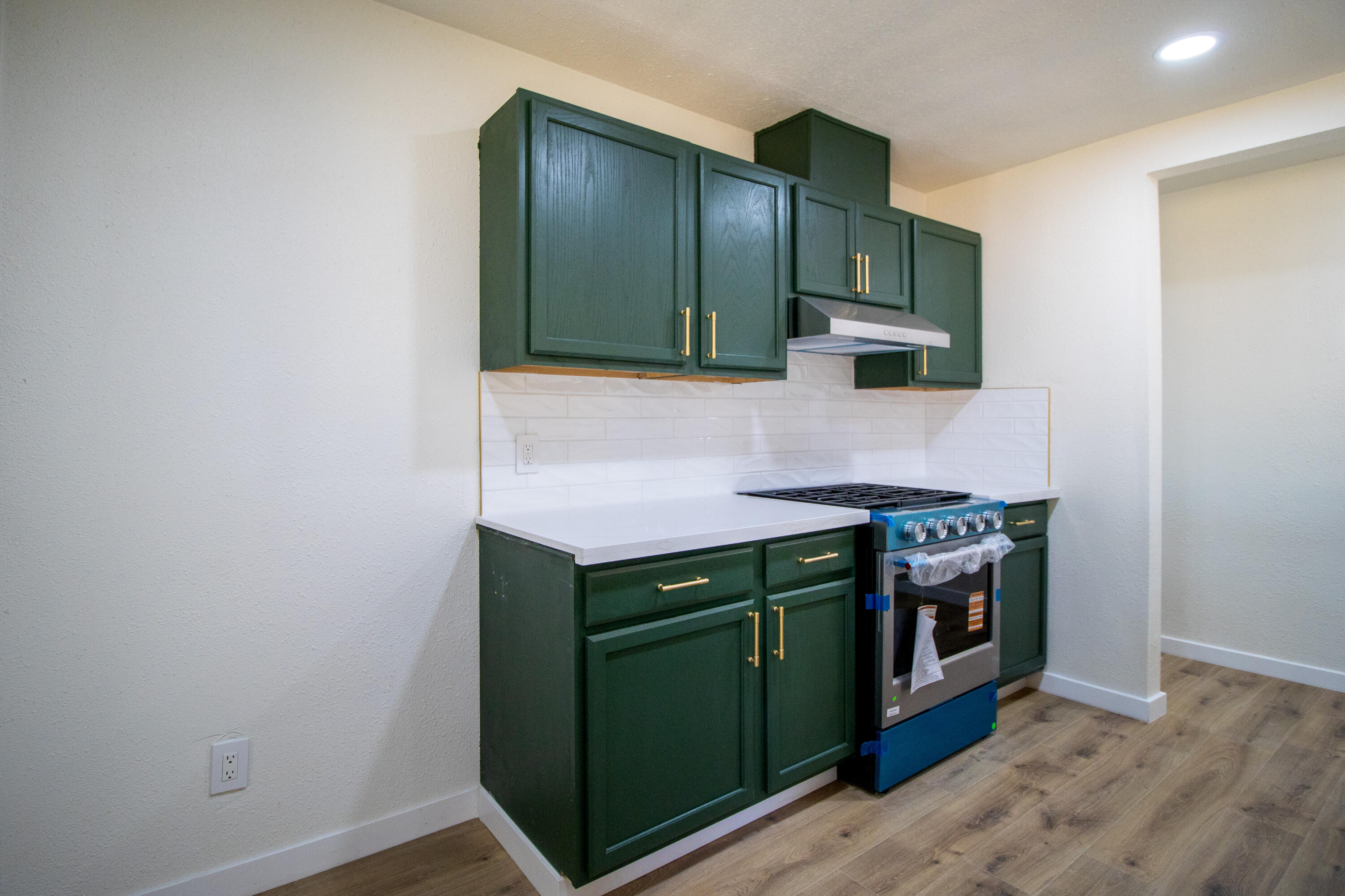 572 N NW Verdugo Dr, Porterville, CA 93257