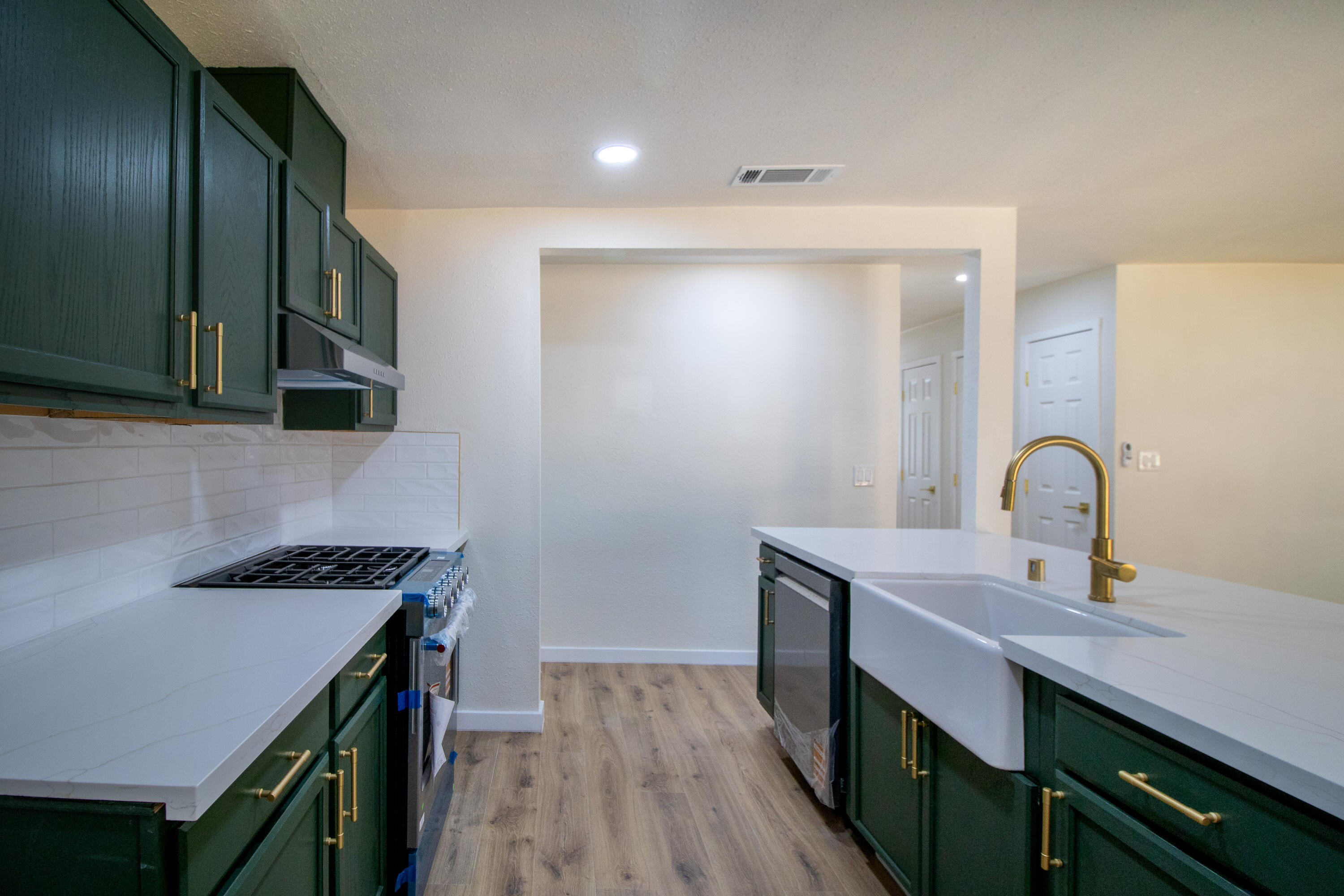 572 N NW Verdugo Dr, Porterville, CA 93257