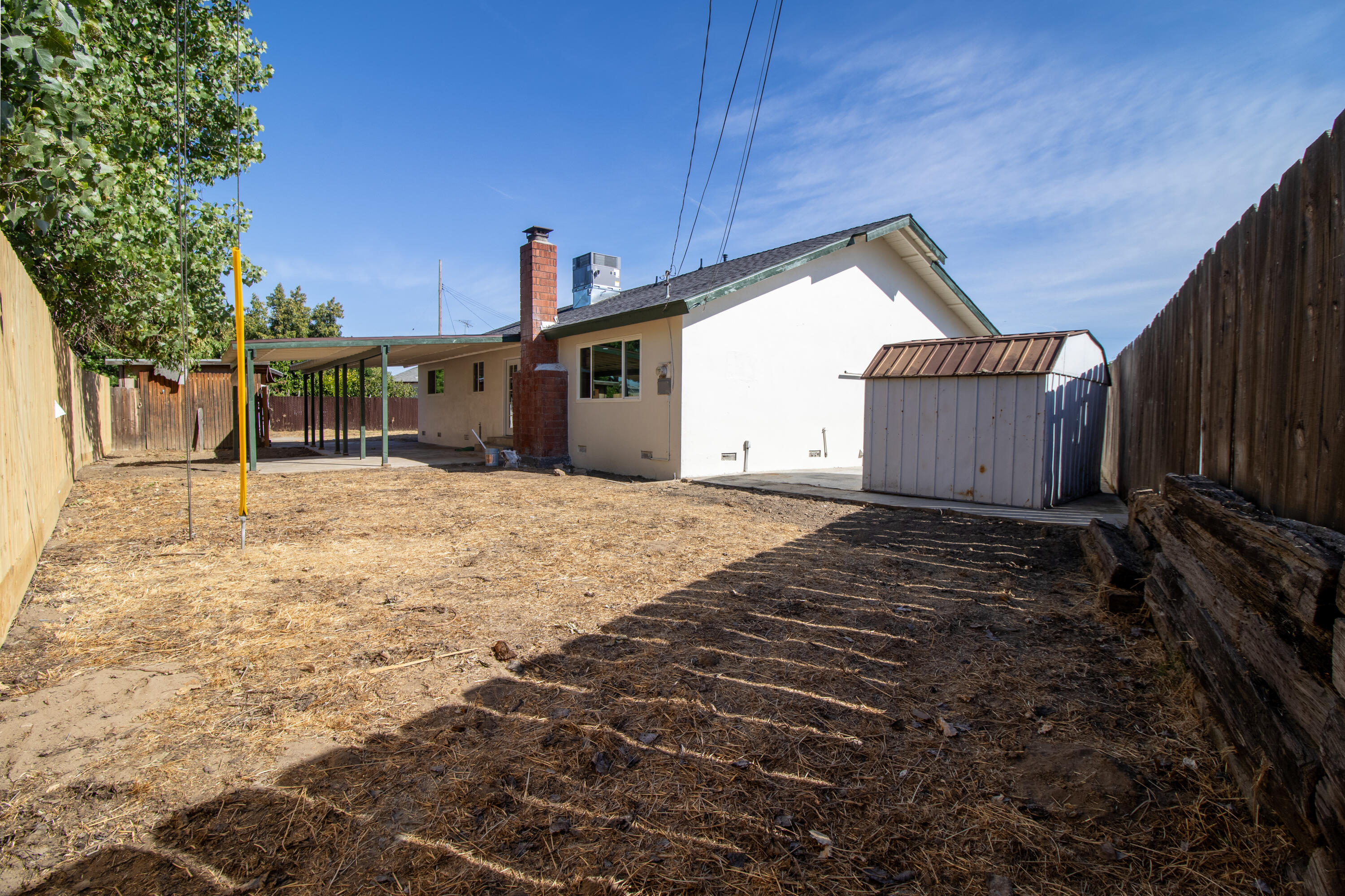 572 N NW Verdugo Dr, Porterville, CA 93257