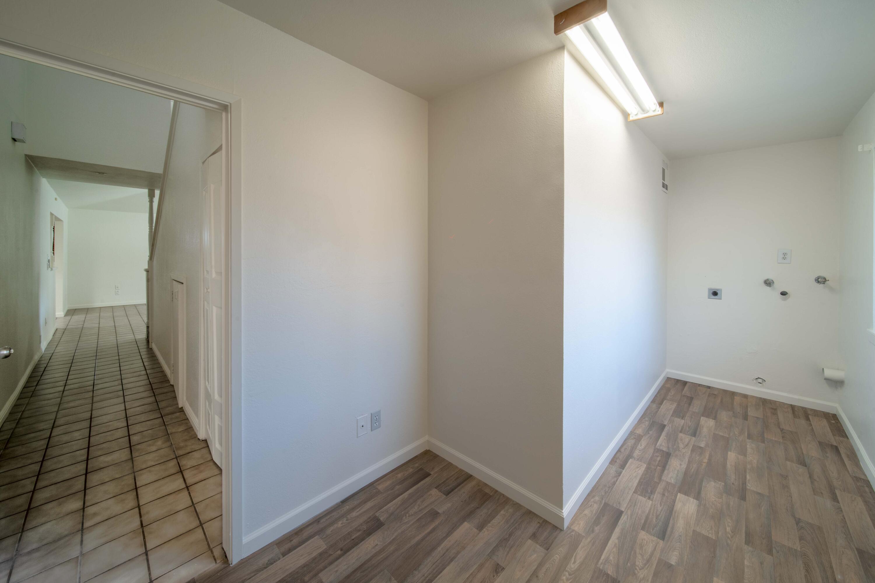 4421 N Woodrow Ave, Fresno, CA 93726