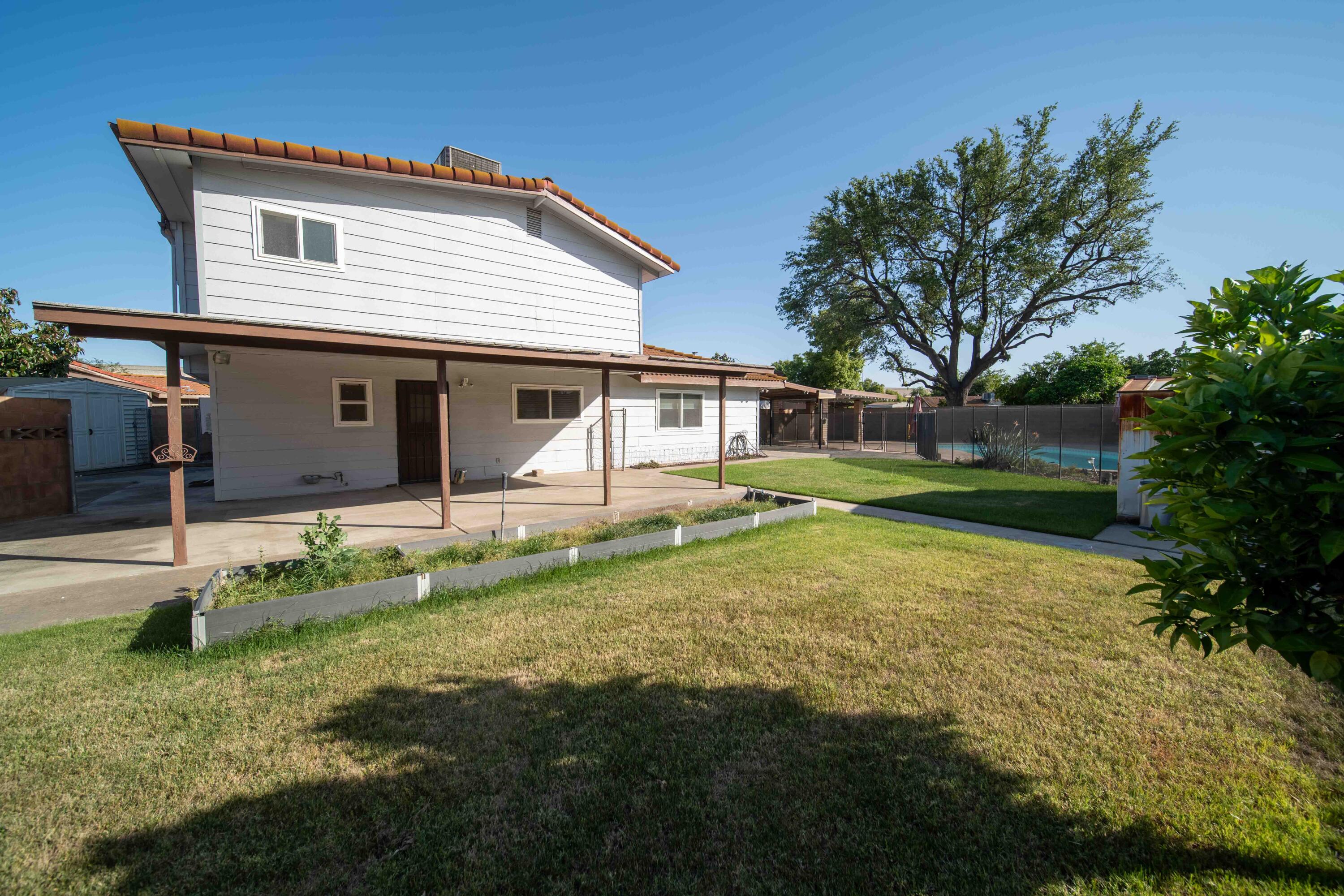 4421 N Woodrow Ave, Fresno, CA 93726