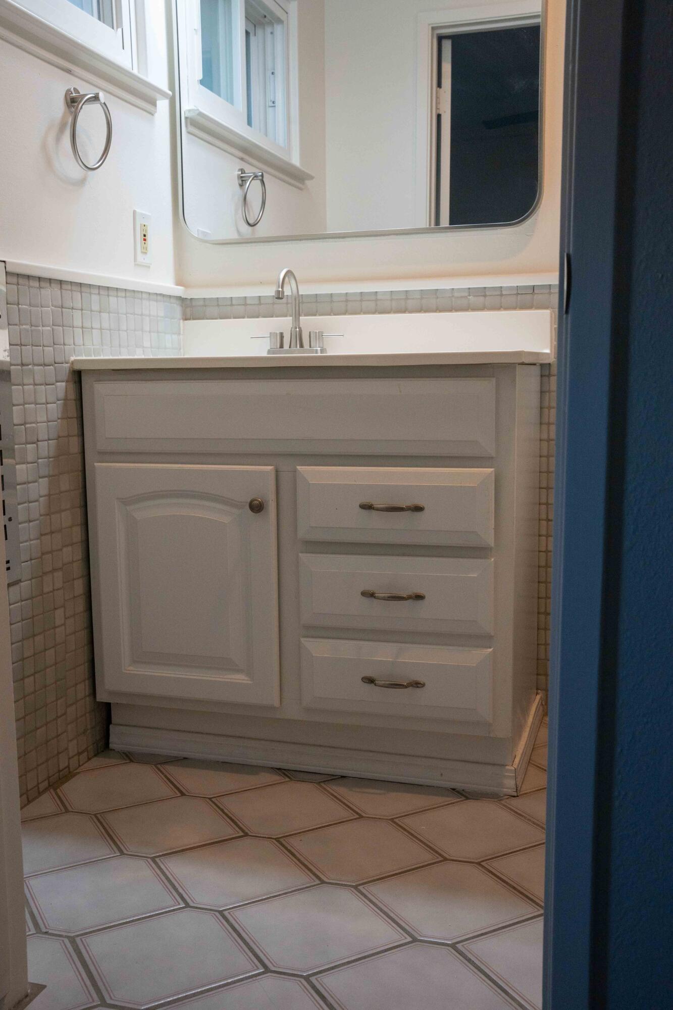 4421 N Woodrow Ave, Fresno, CA 93726