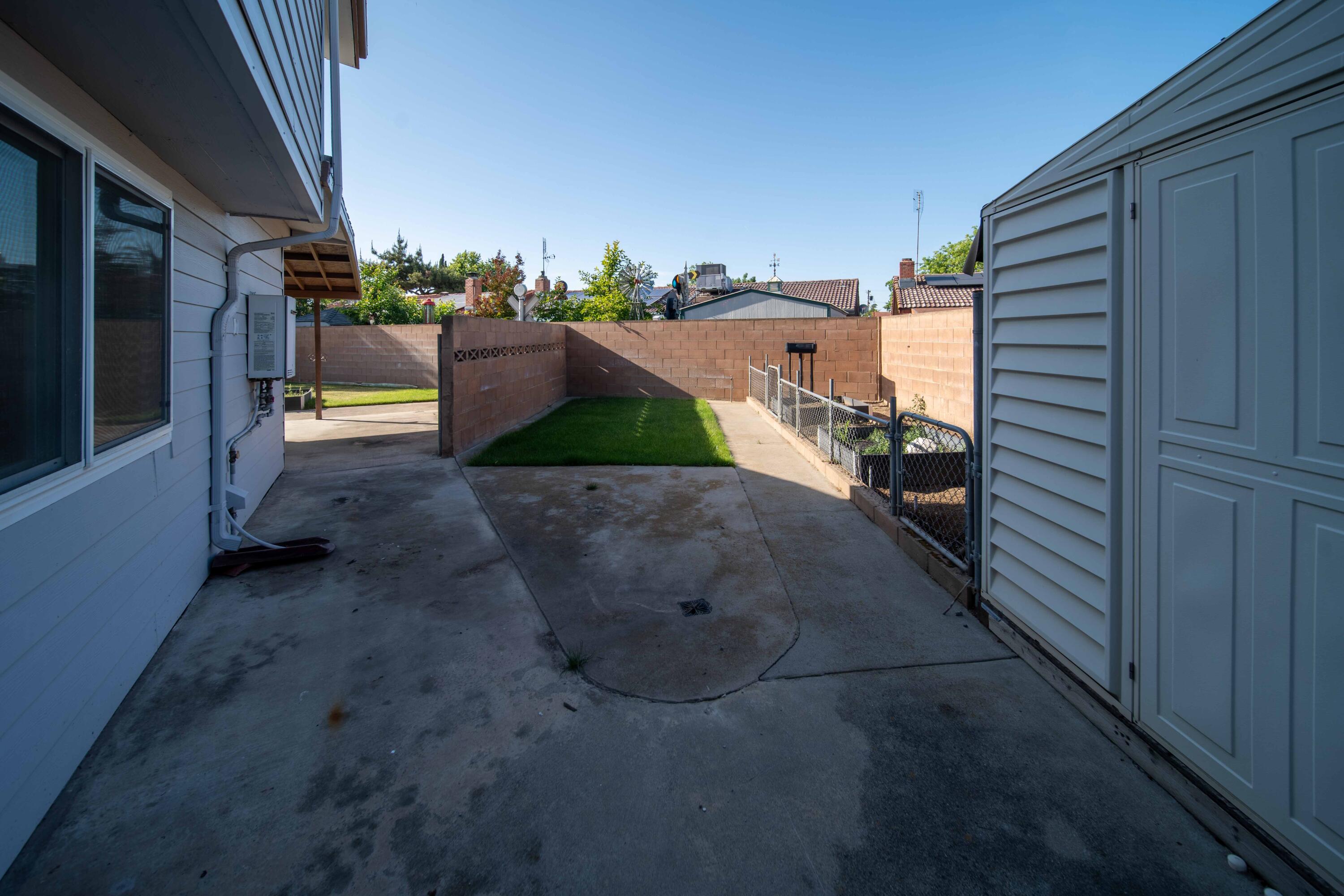 4421 N Woodrow Ave, Fresno, CA 93726