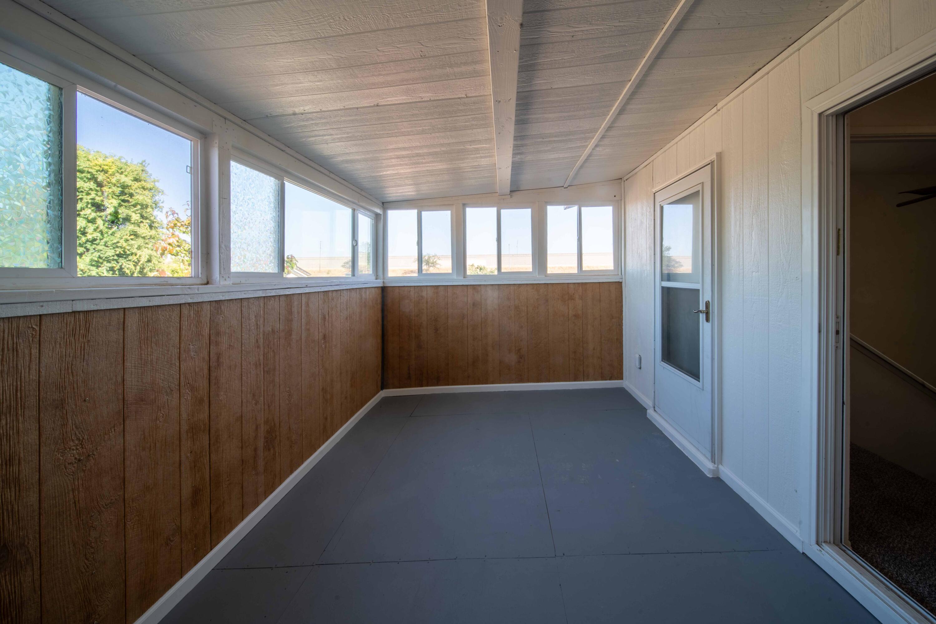 4421 N Woodrow Ave, Fresno, CA 93726