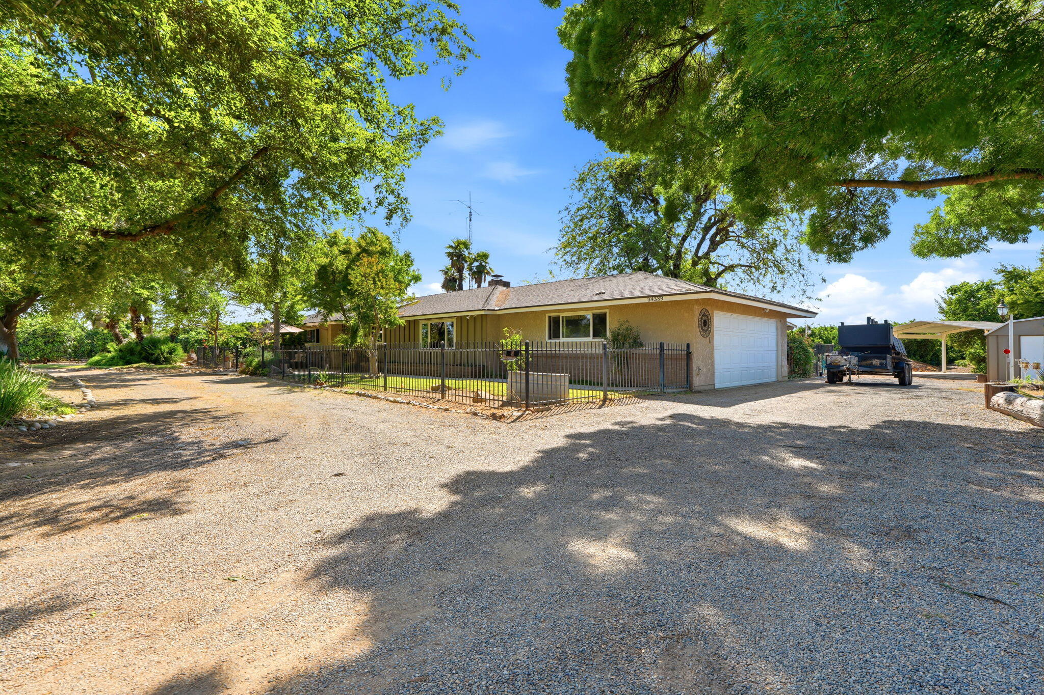 34339 Rd 162, Visalia, CA 93292