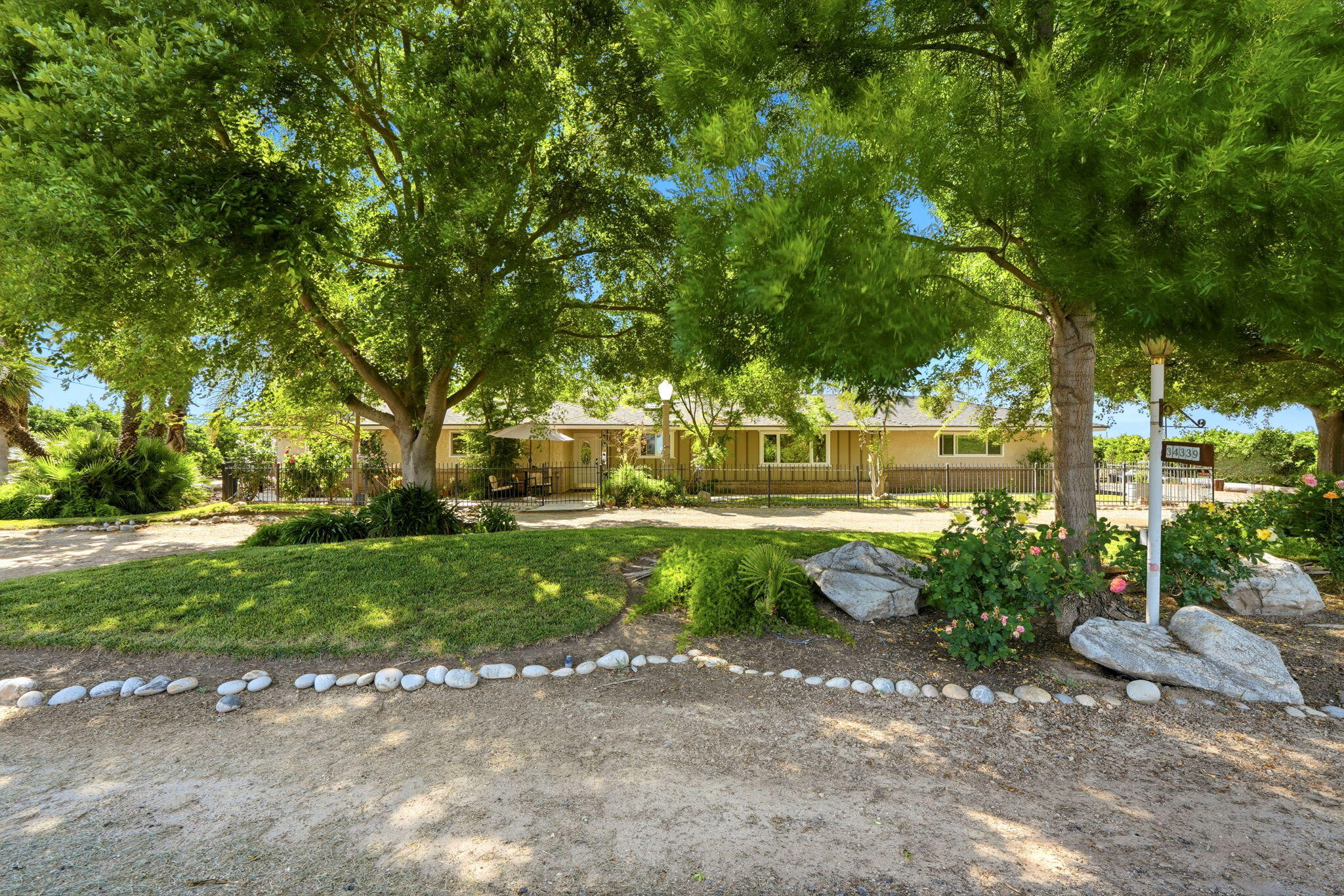 34339 Rd 162, Visalia, CA 93292