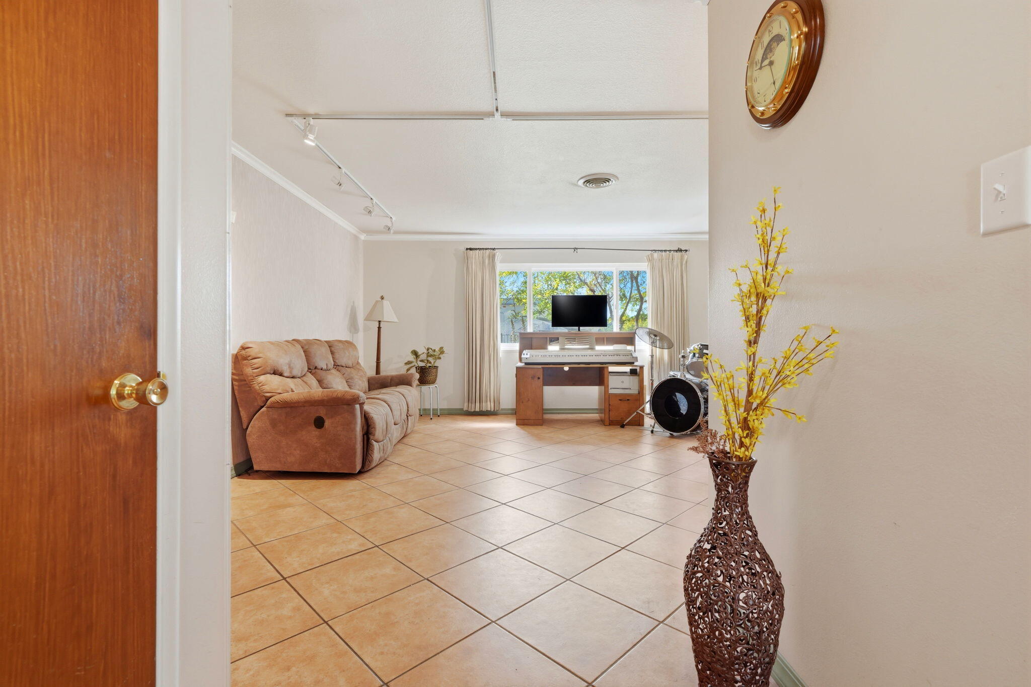 34339 Rd 162, Visalia, CA 93292