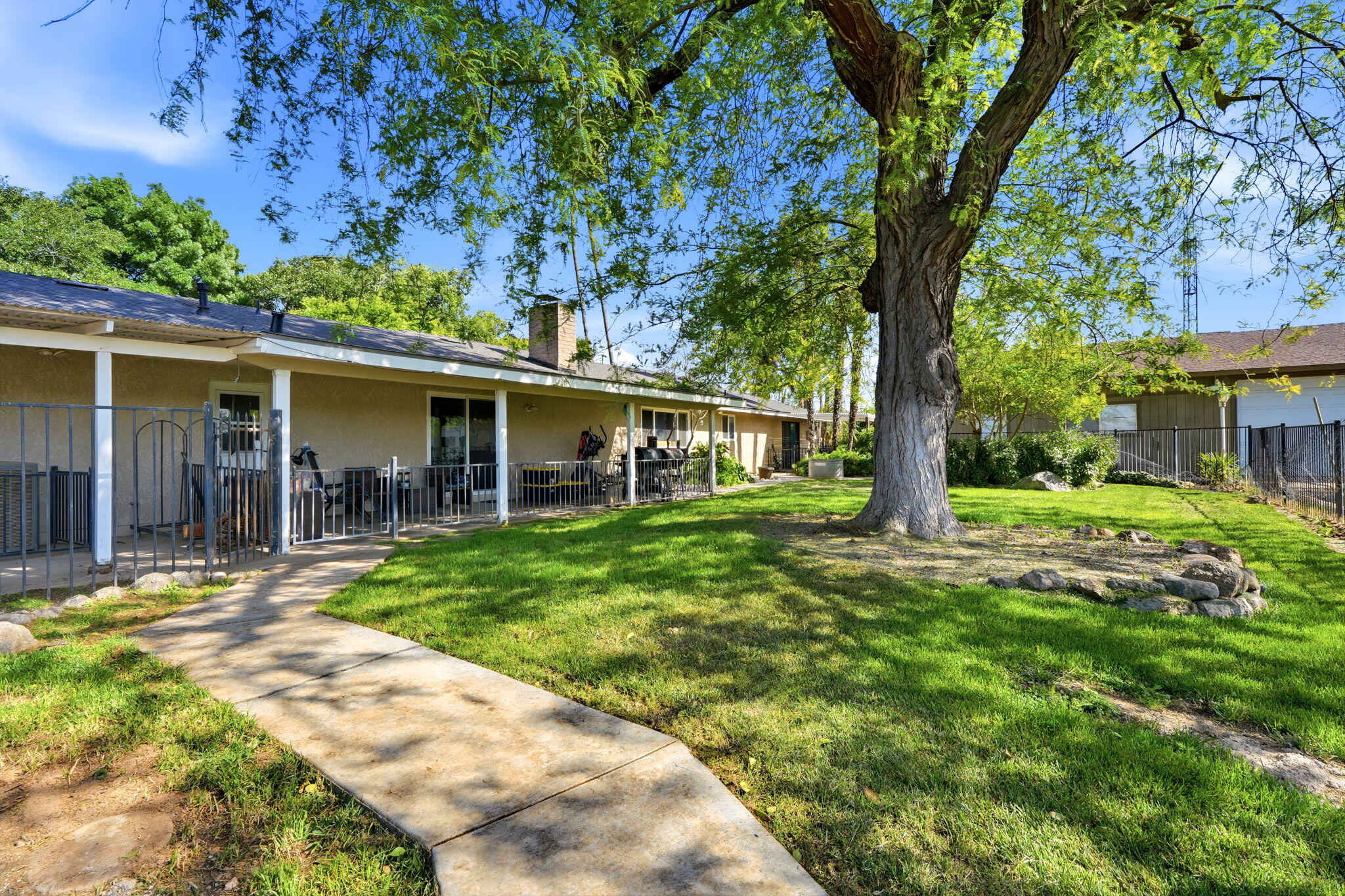 34339 Rd 162, Visalia, CA 93292