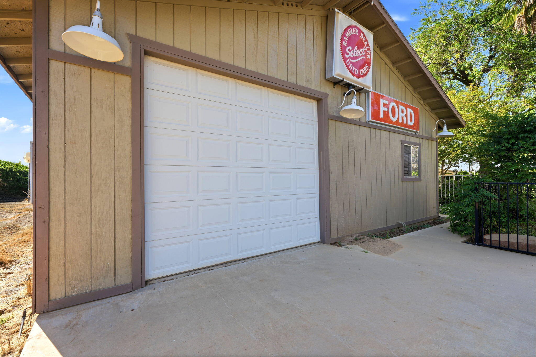 34339 Rd 162, Visalia, CA 93292