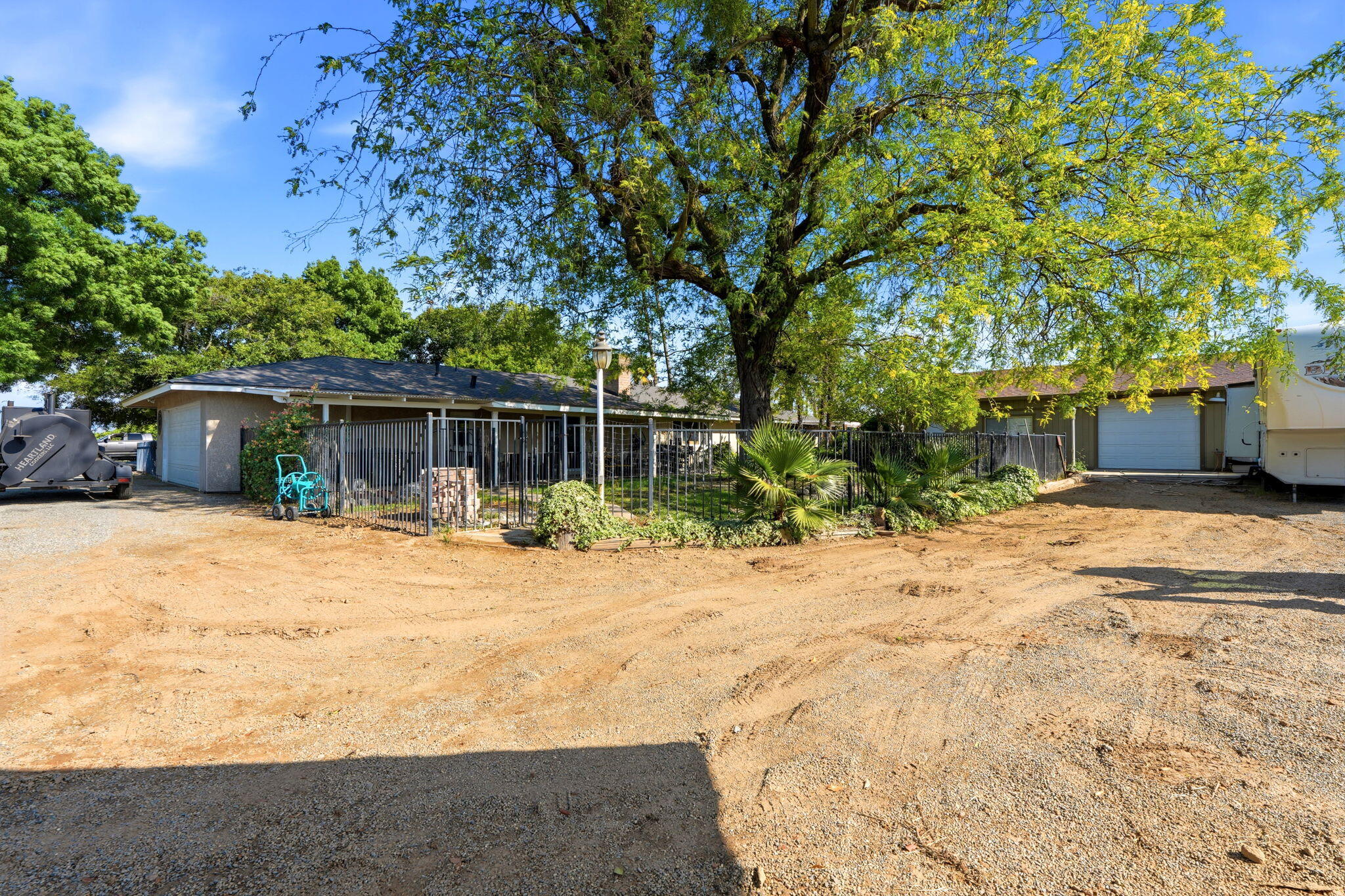 34339 Rd 162, Visalia, CA 93292