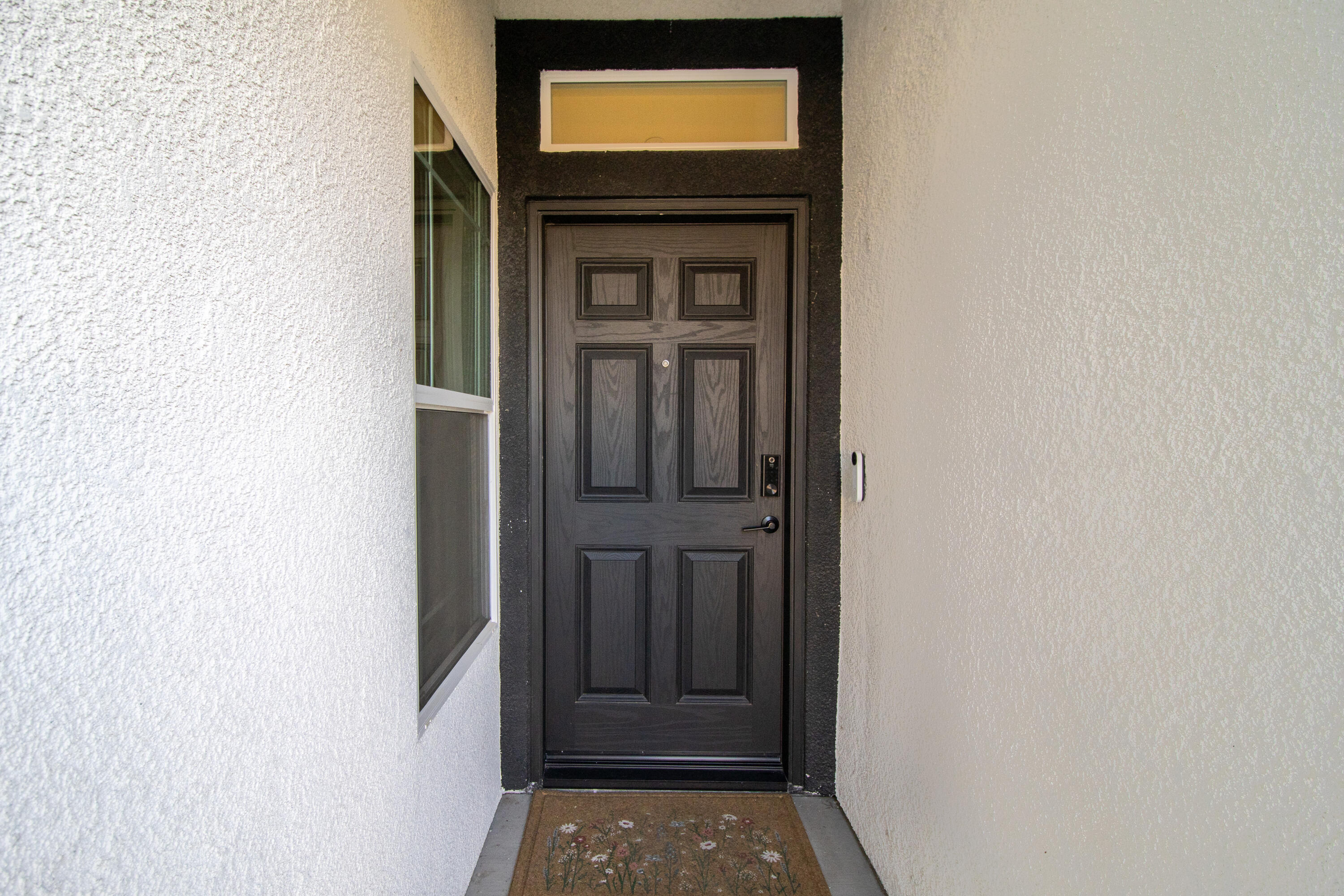 453 S Belmont St, Porterville, CA 93257