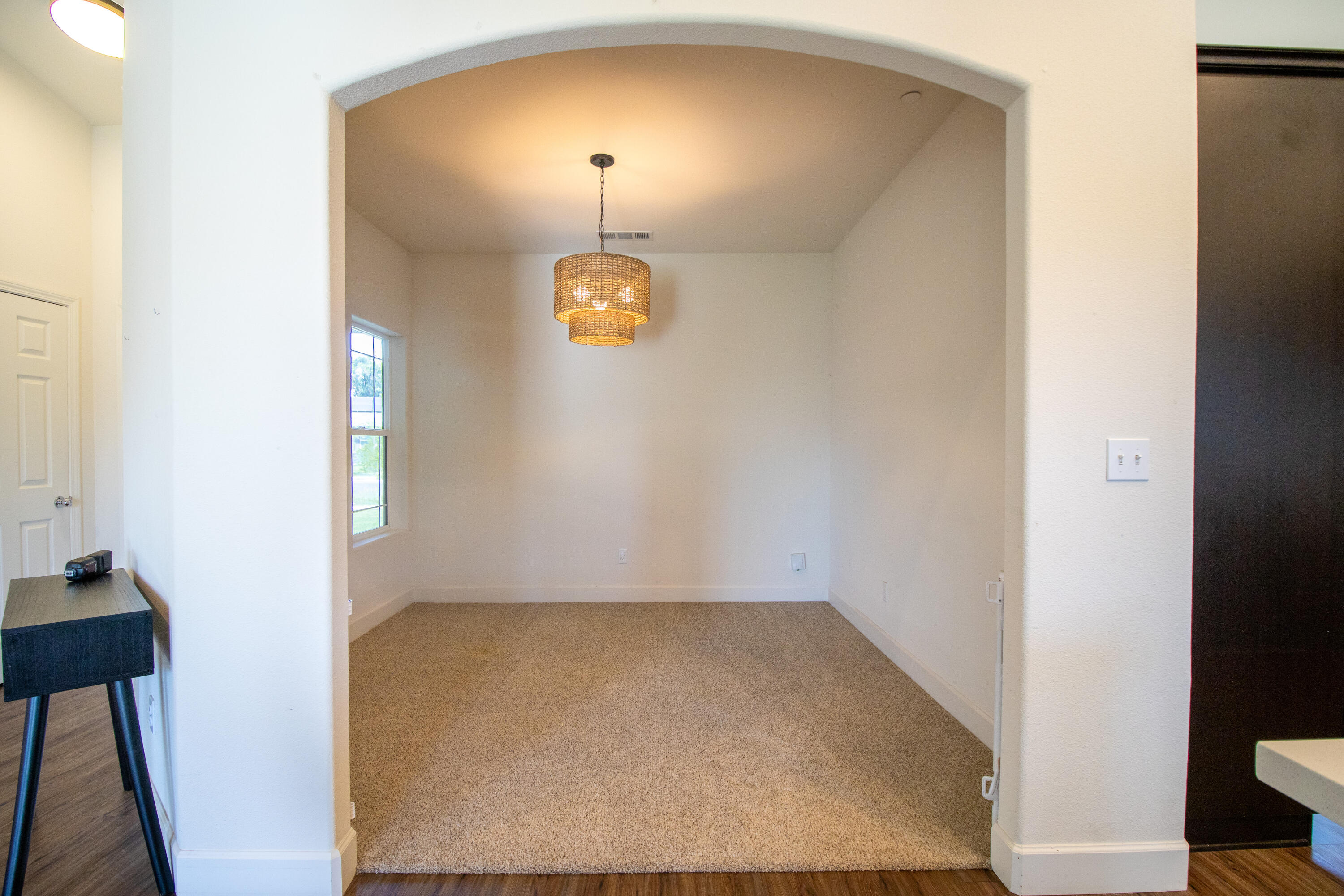 453 S Belmont St, Porterville, CA 93257