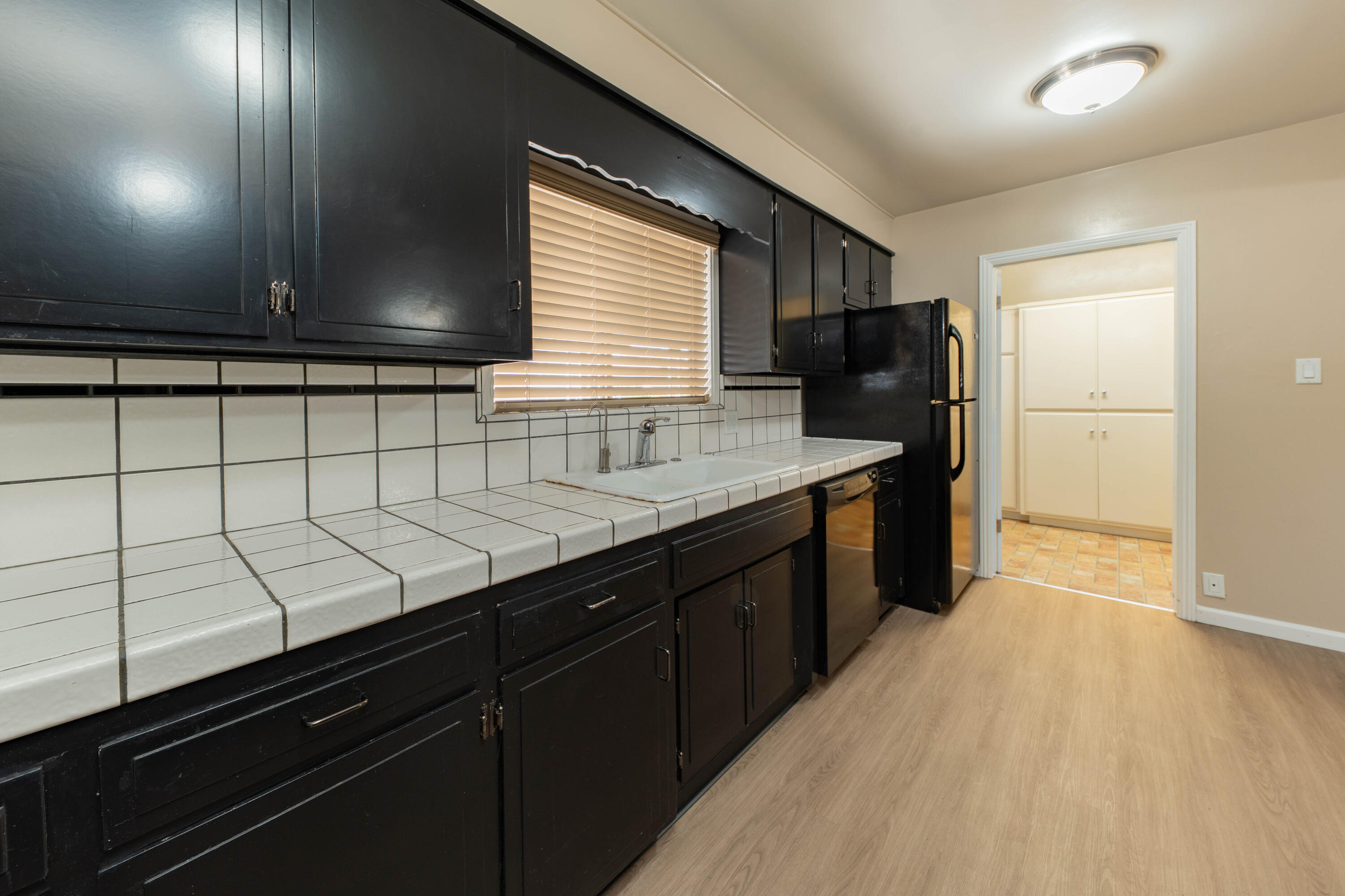 551 Auburn, Tulare, CA 93274