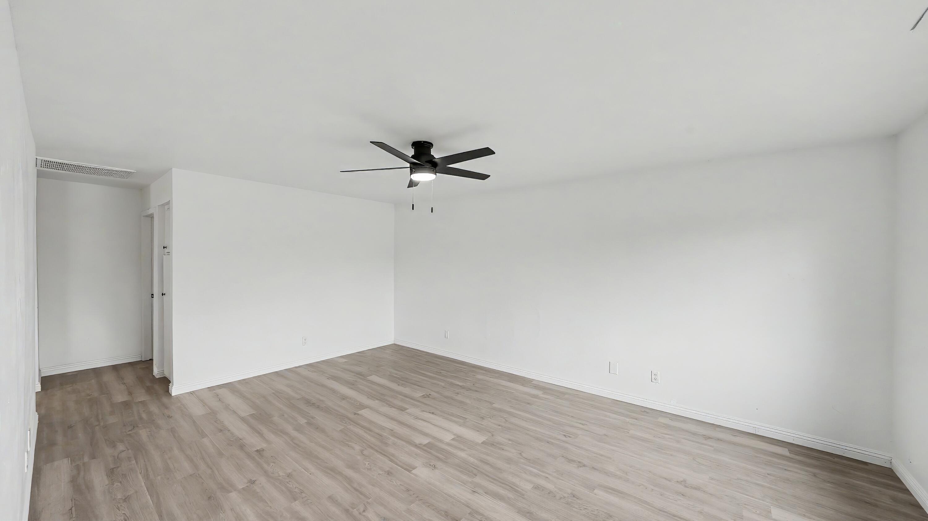 429 2nd St, Lindsay, CA 93247